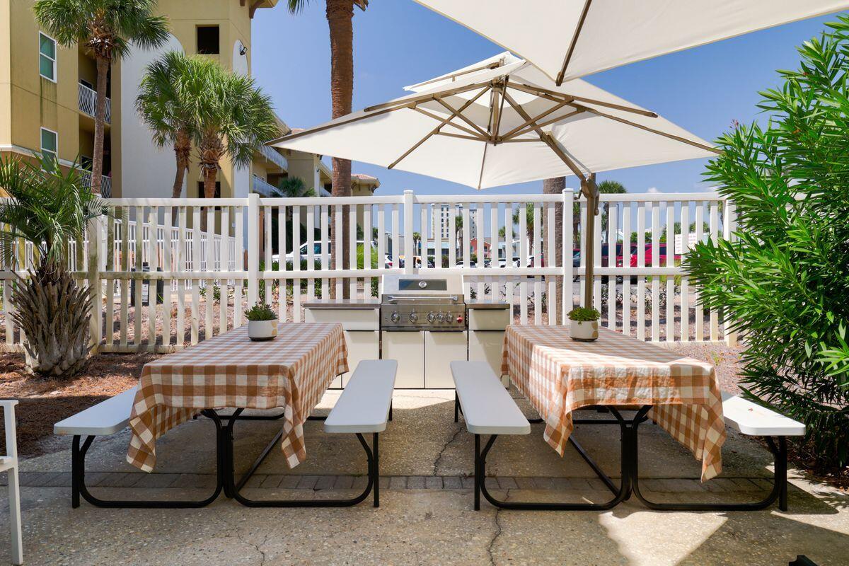 MARAVILLA SHORES - Residential