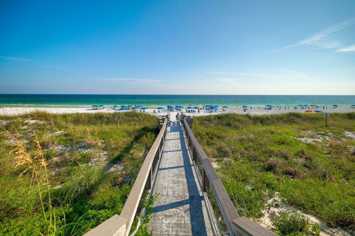 MARAVILLA SHORES - Residential