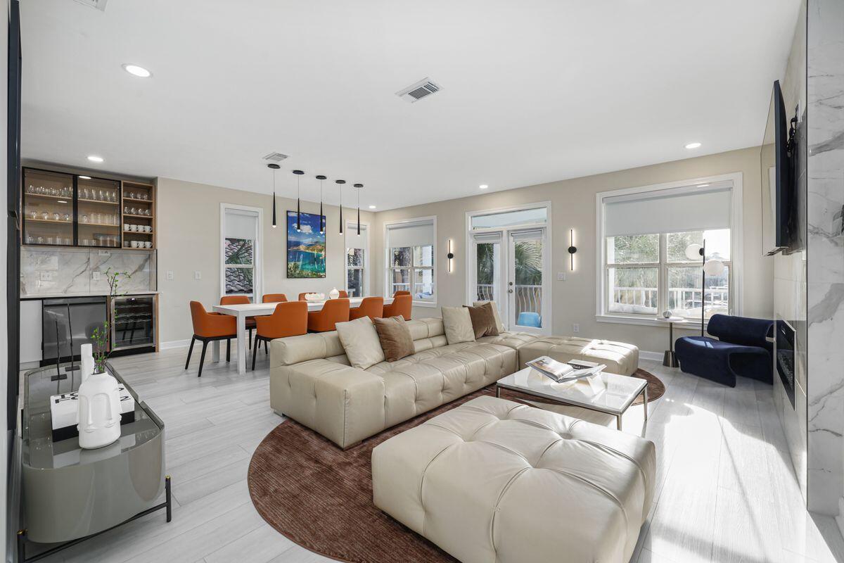MARAVILLA SHORES - Residential