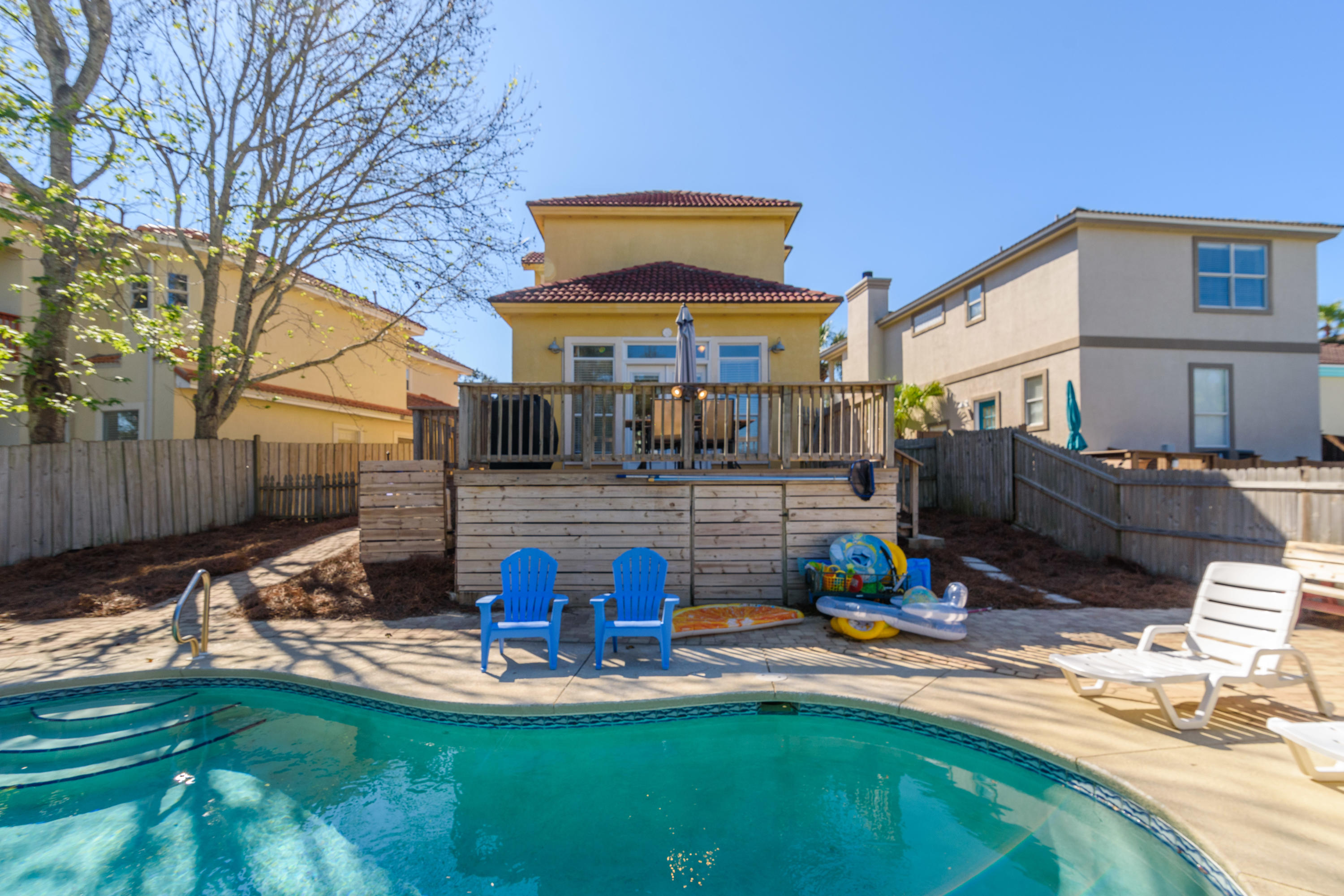 TERRA COTTA TERRACE - Residential