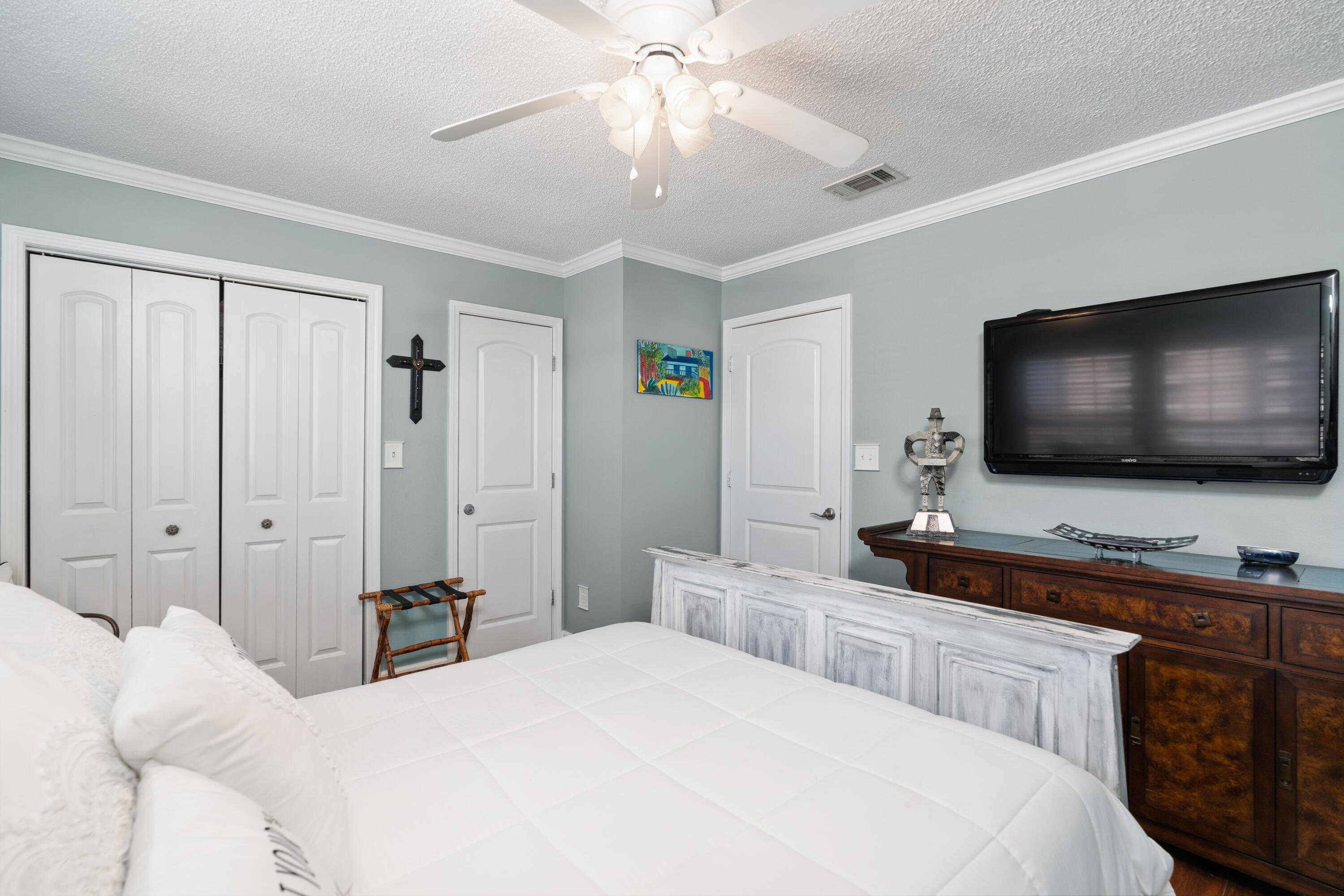 HOLIDAY ISLE - Residential