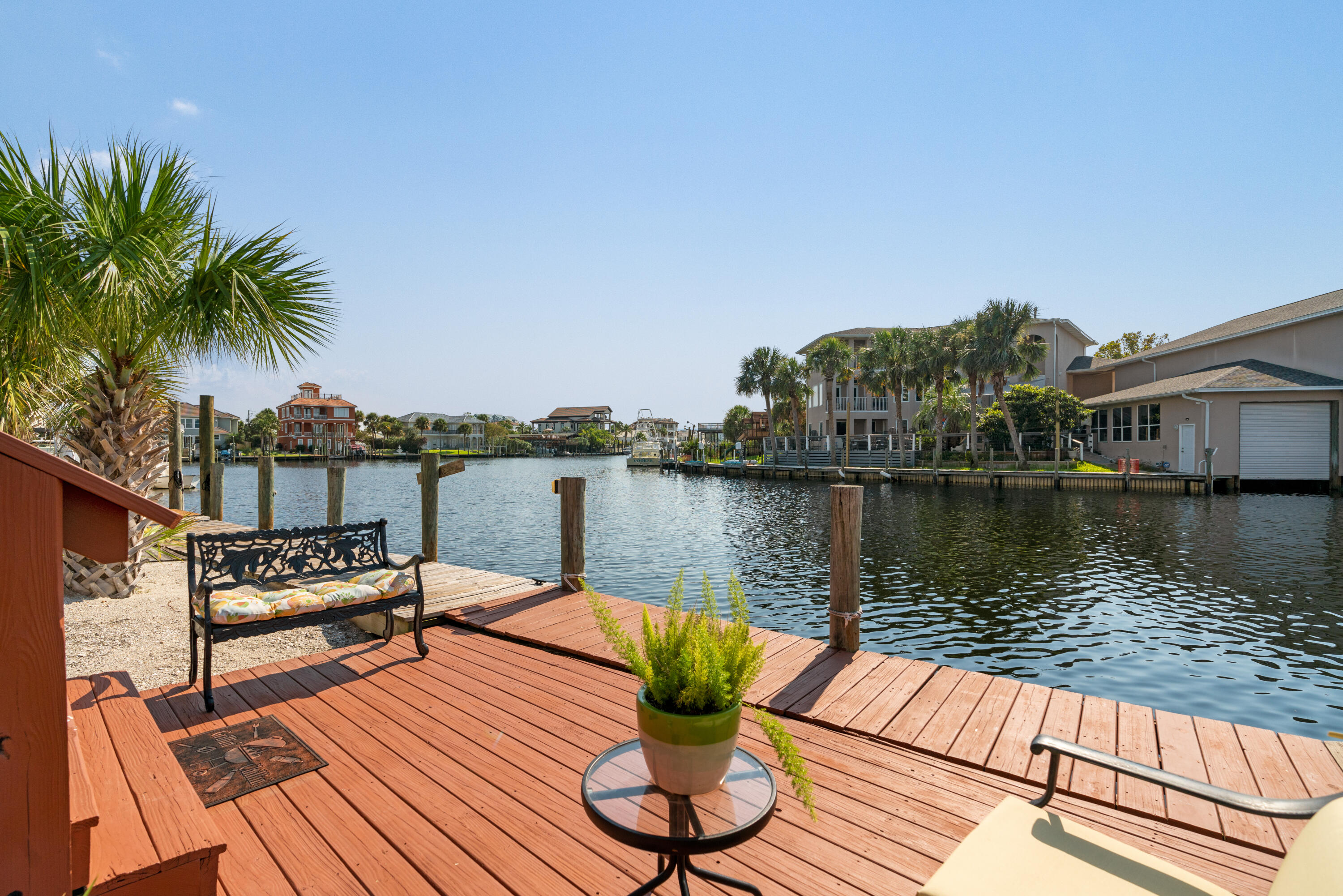 HOLIDAY ISLE - Residential