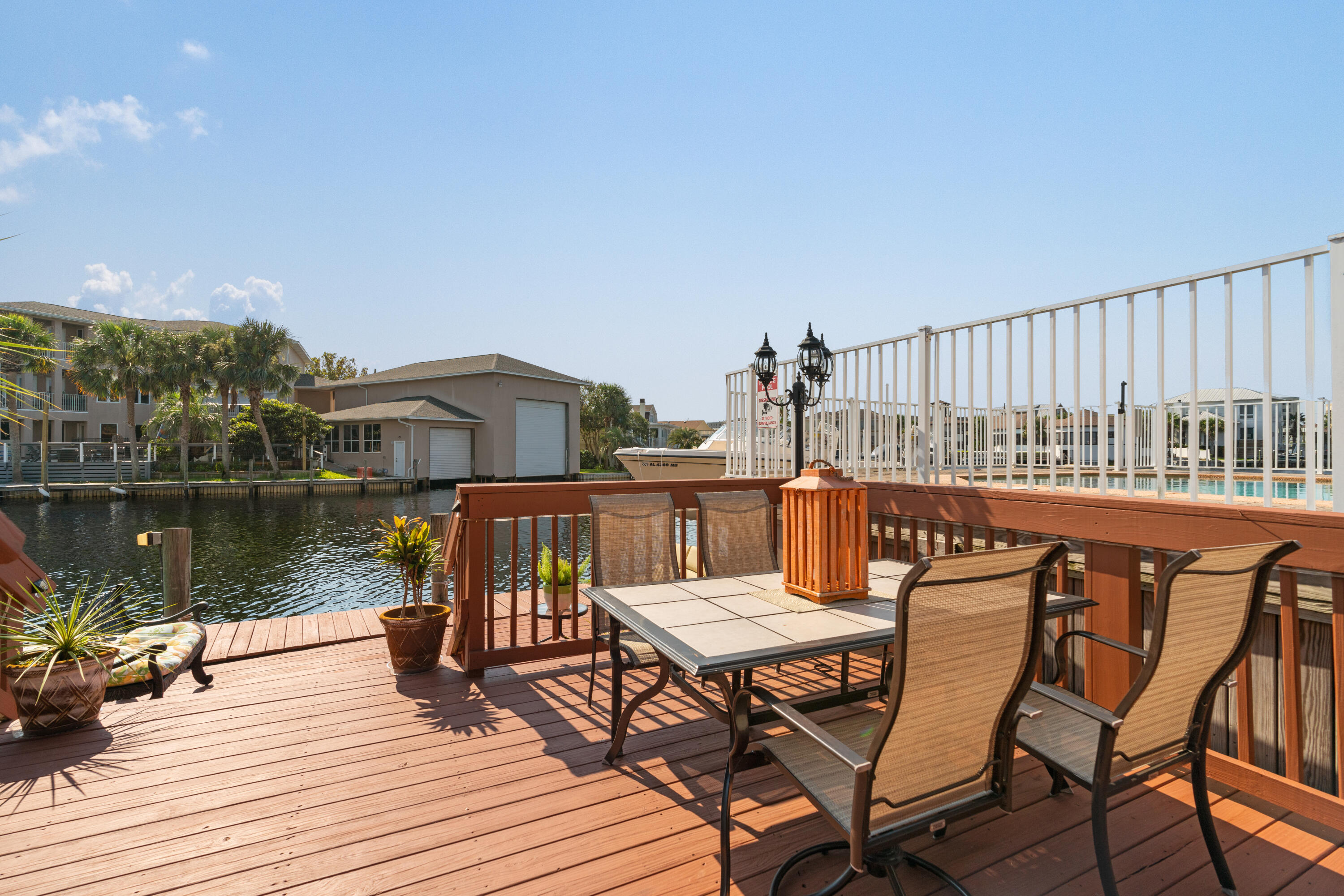 HOLIDAY ISLE - Residential