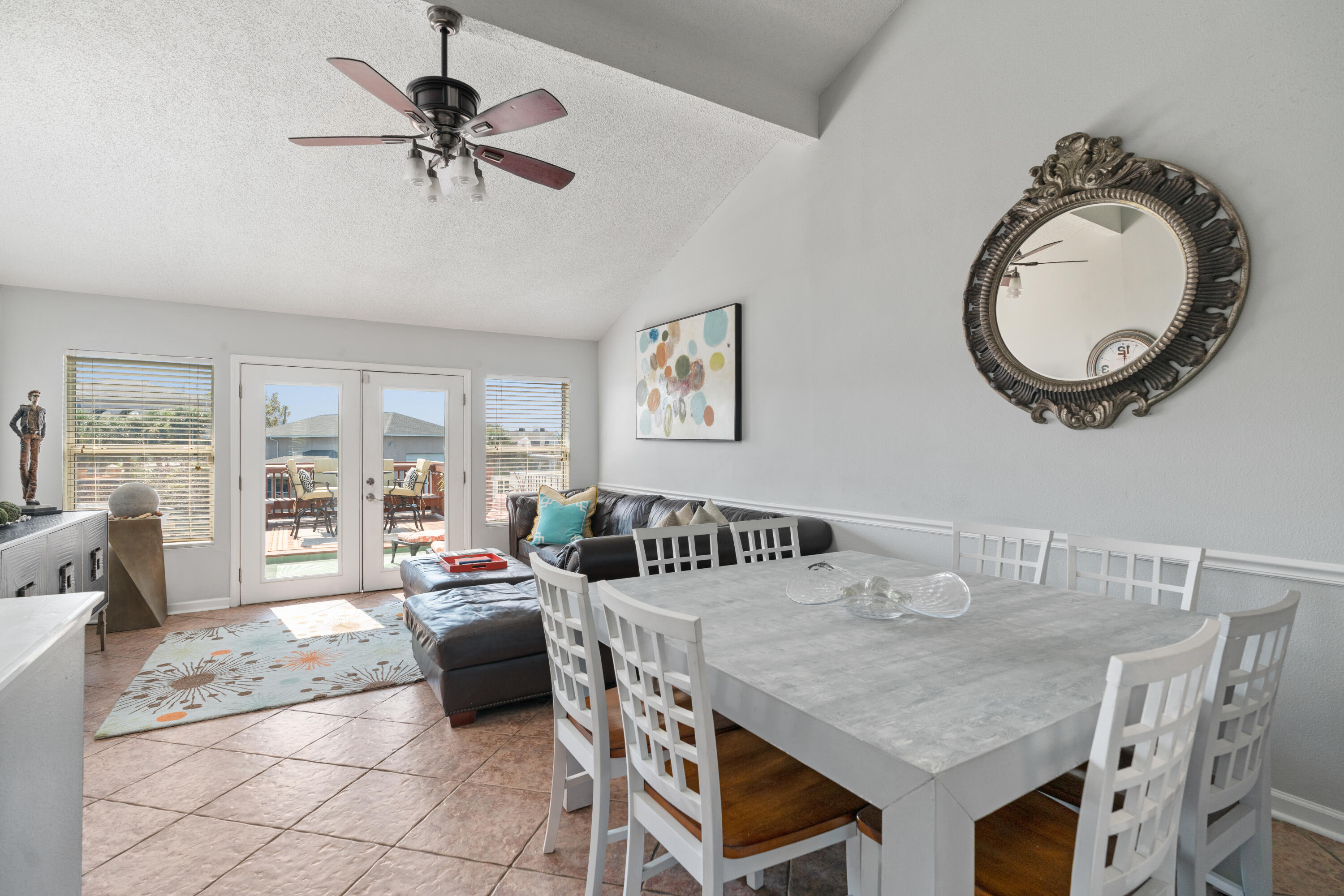 HOLIDAY ISLE - Residential