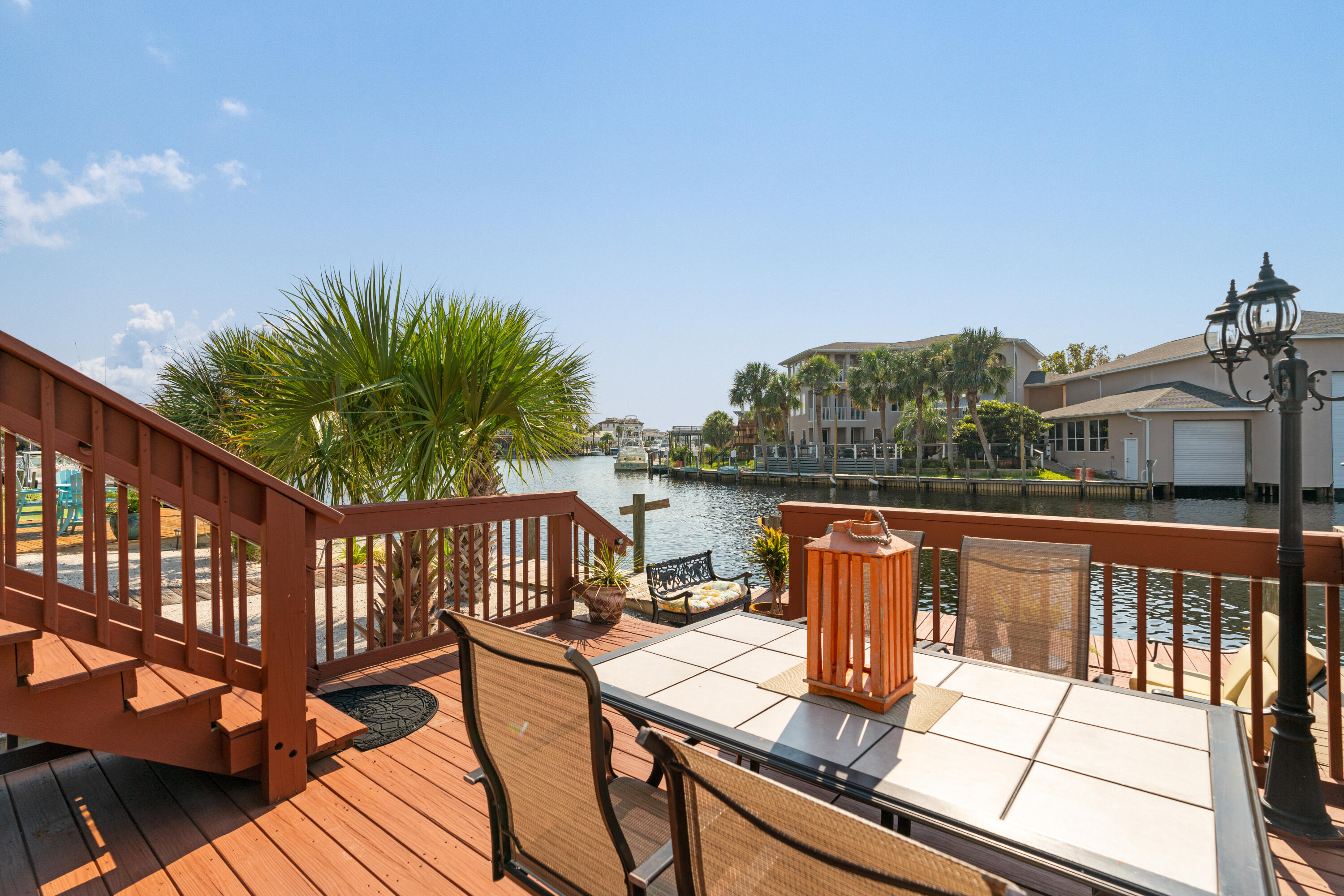 HOLIDAY ISLE - Residential