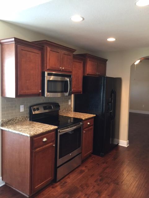 EAGLE BAY - Residential Lease