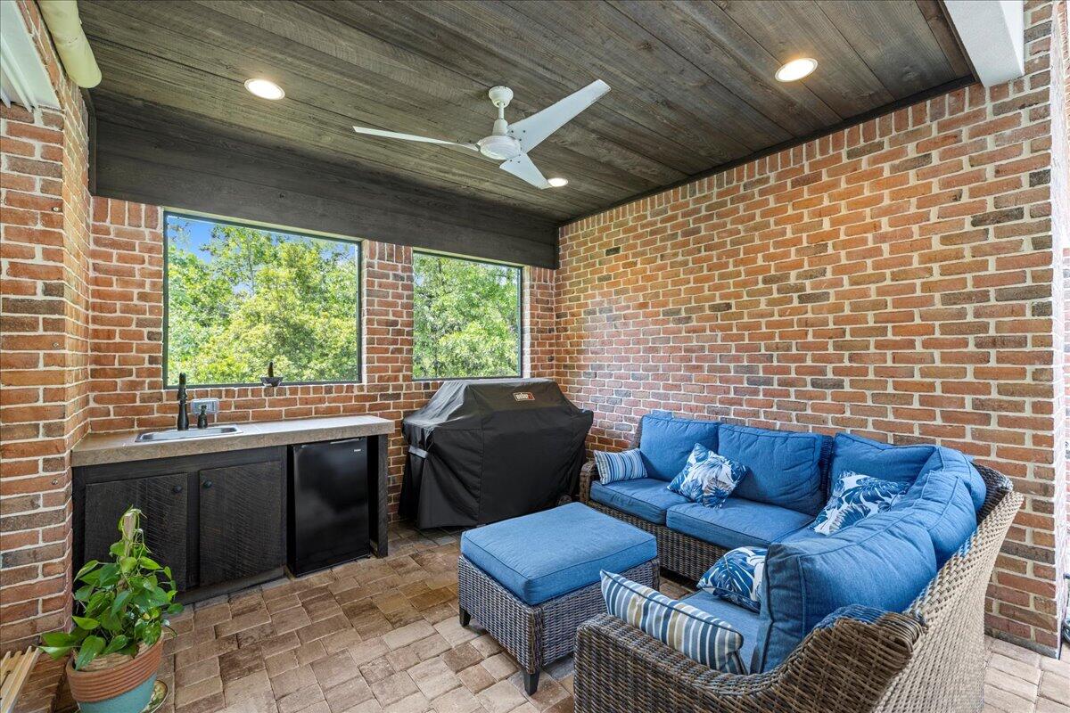 SWIFT CREEK PH V - Residential