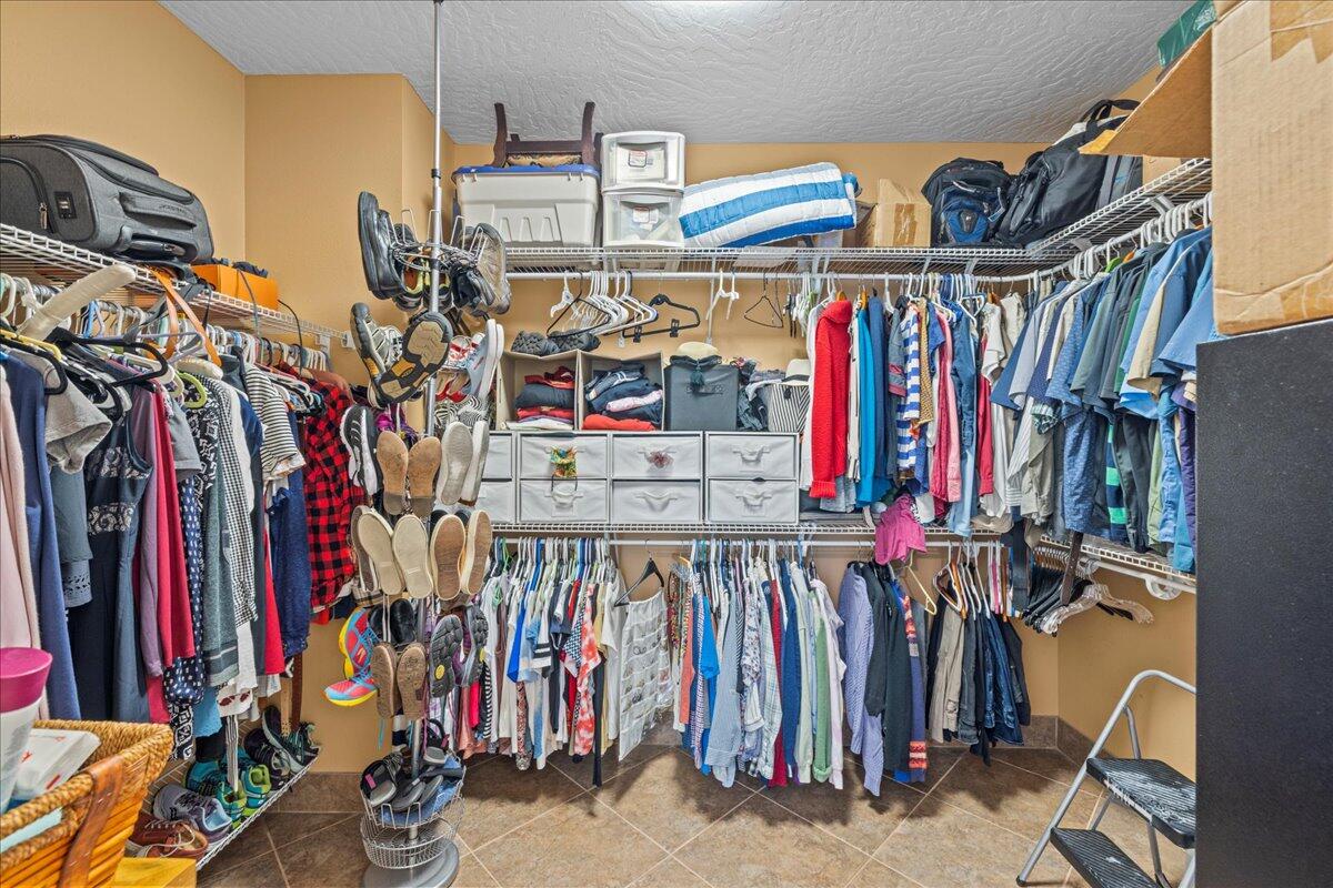 SWIFT CREEK PH V - Residential