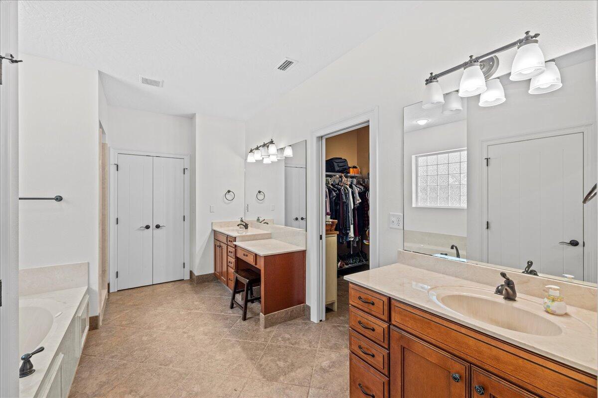 SWIFT CREEK PH V - Residential