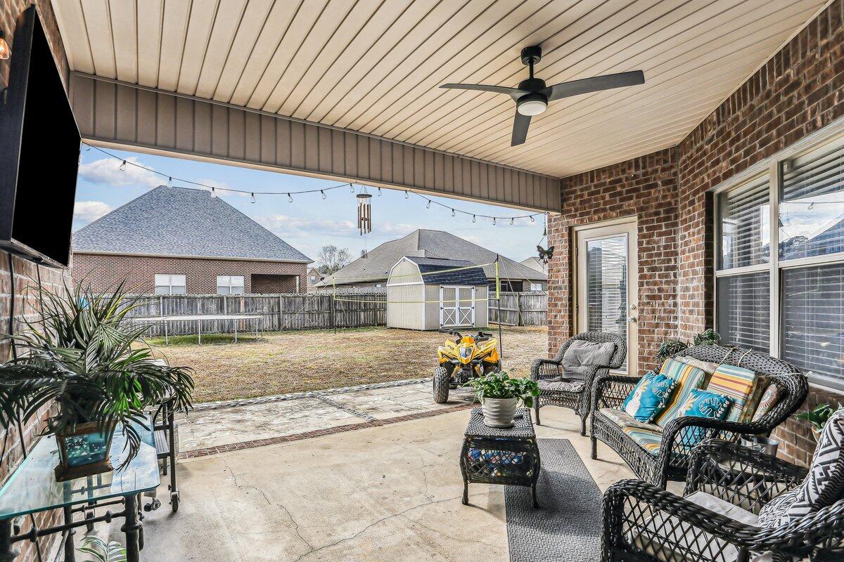 LIBERTY OAKS - Residential