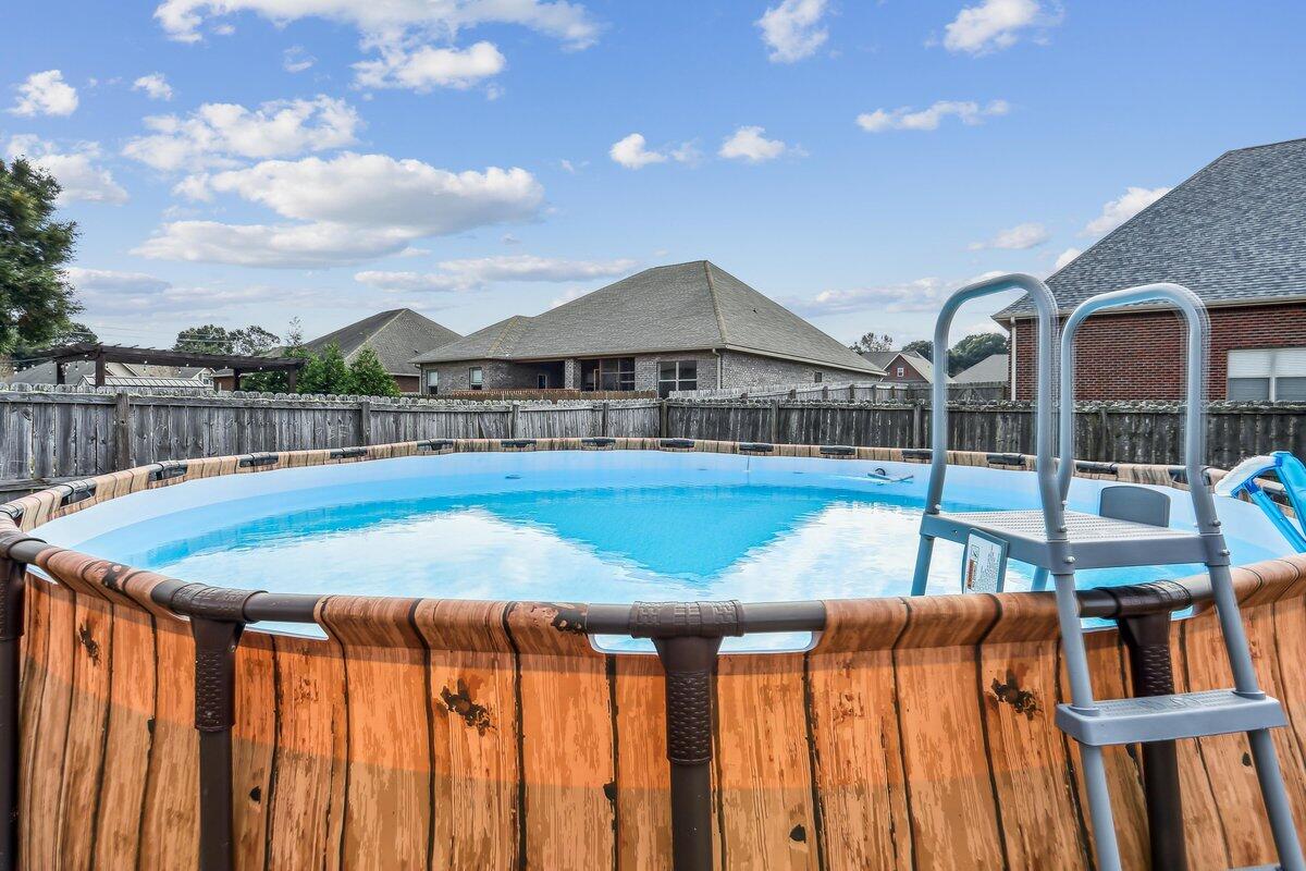 LIBERTY OAKS - Residential