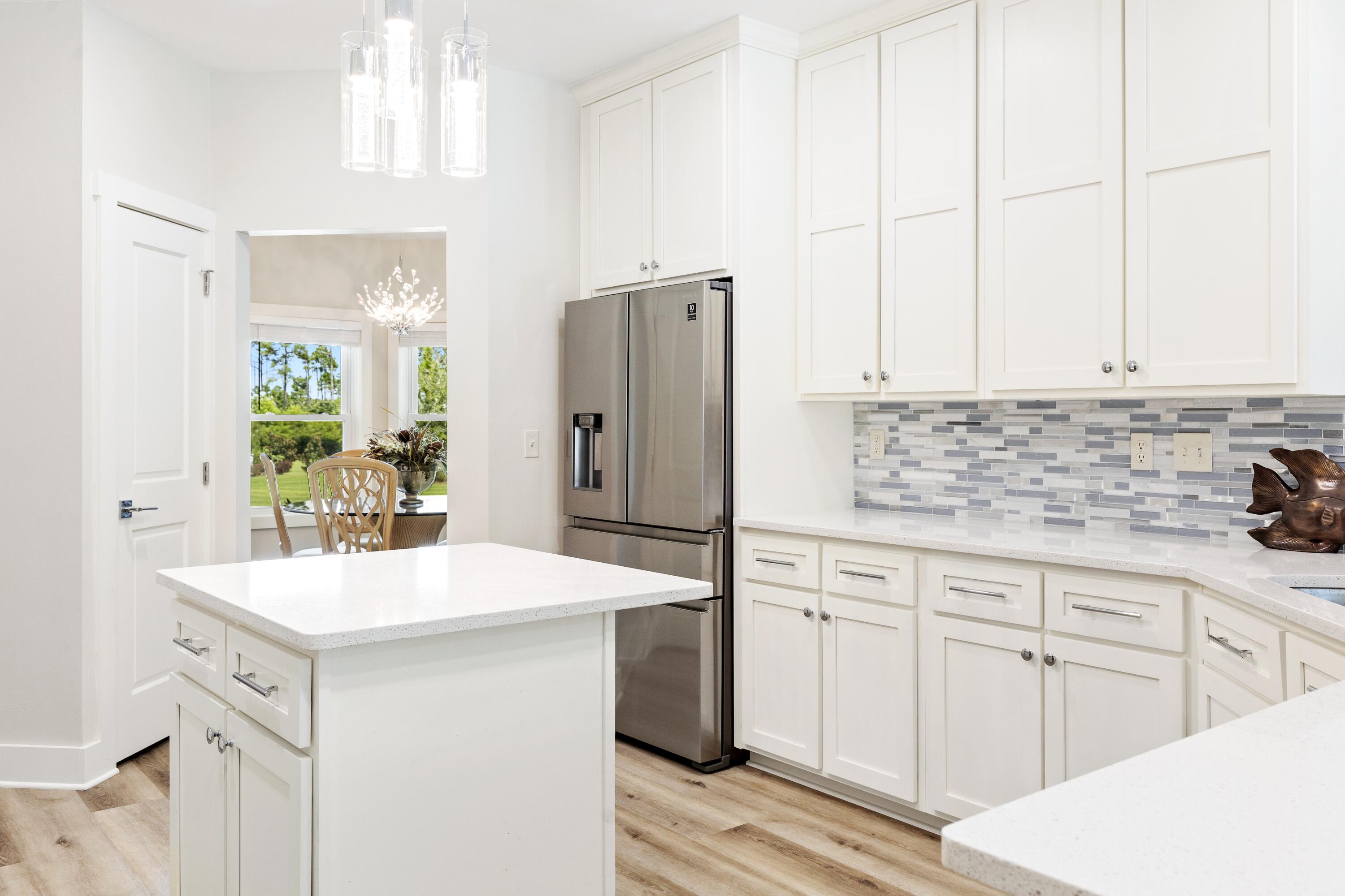 COUNTRY CLUB HILLS PH 1 - Residential