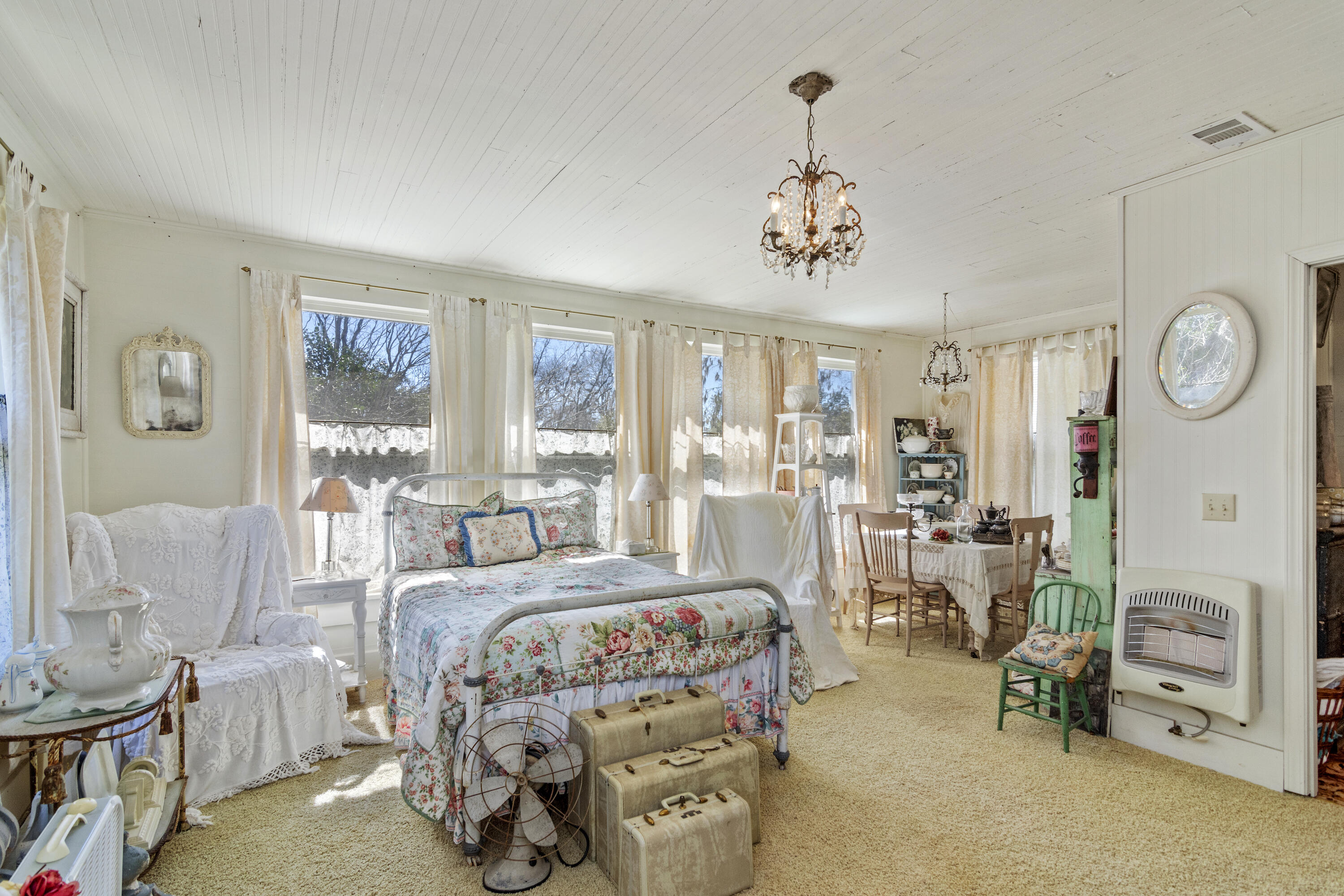 CITY OF FLORALA - Residential