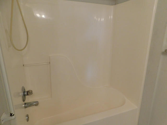 THE OAKS AT NICEVILLE - Residential