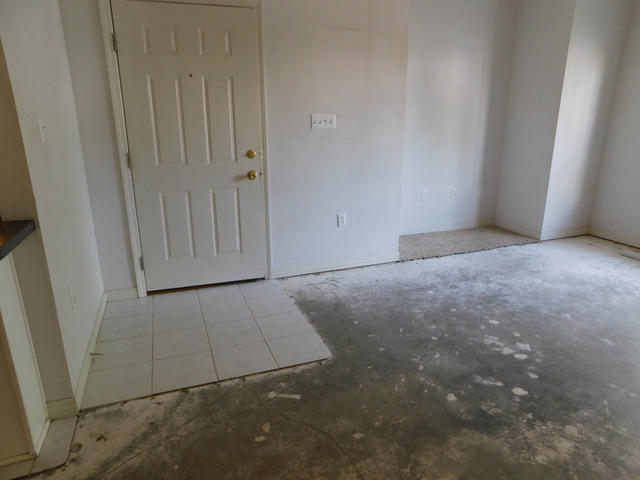 THE OAKS AT NICEVILLE - Residential