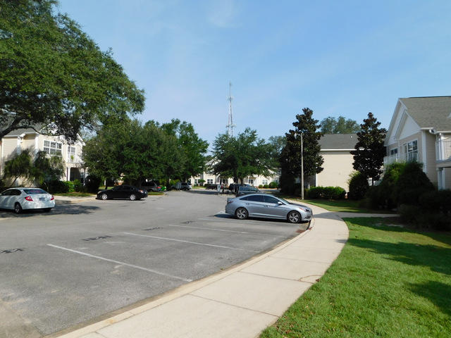 THE OAKS AT NICEVILLE - Residential