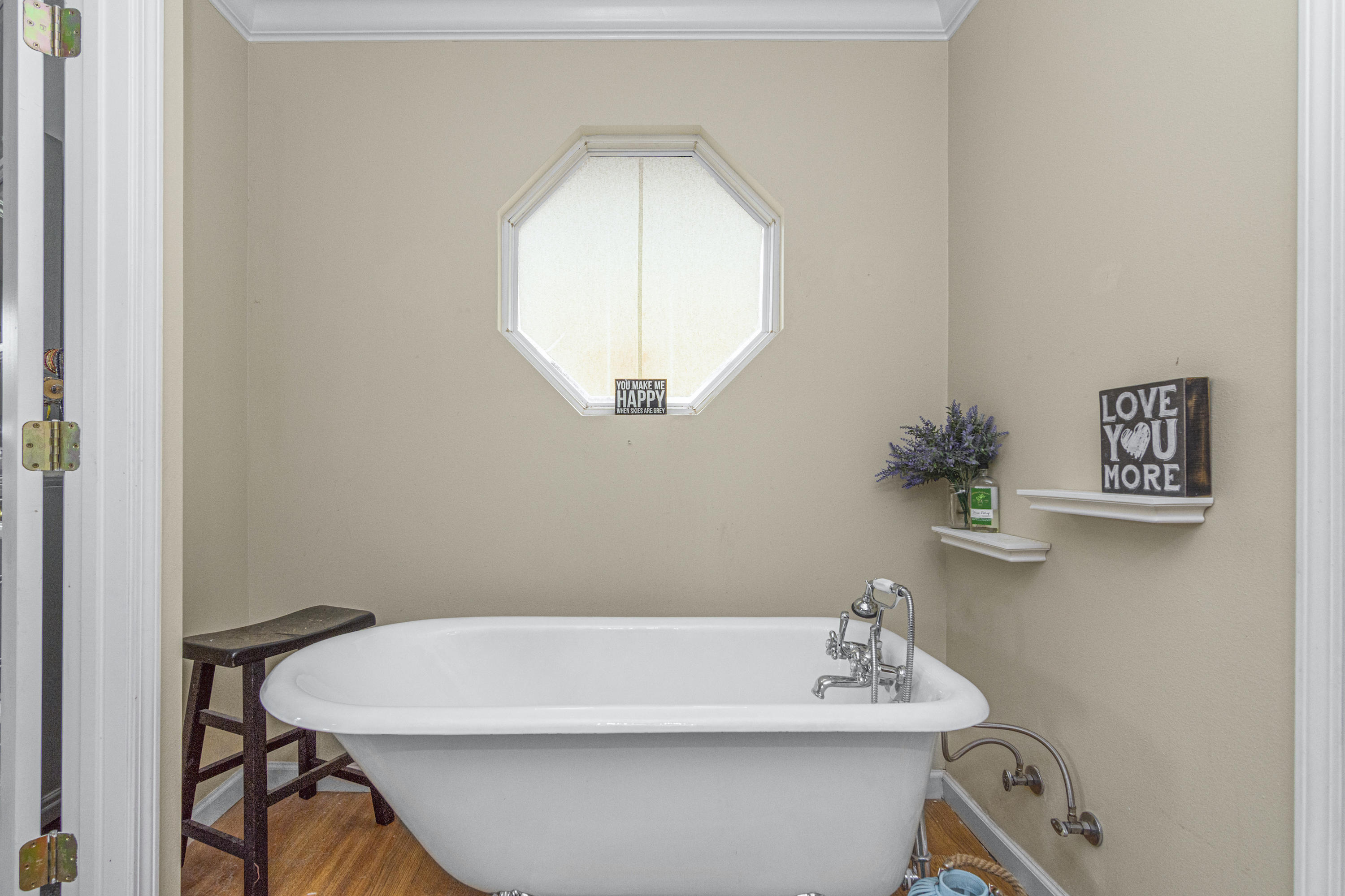 LEE FARM - Residential