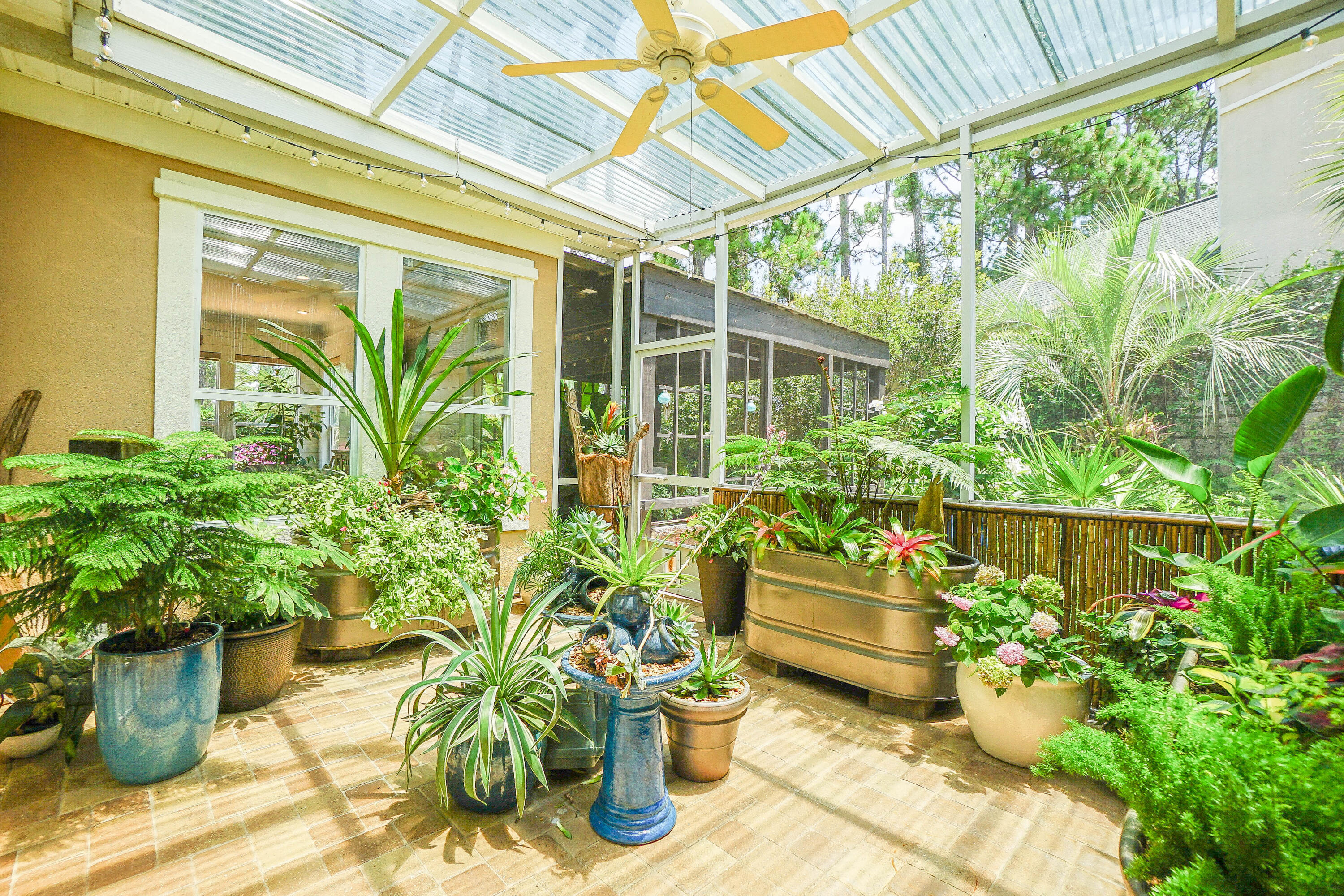 FAIRWAY VILLAS - Residential