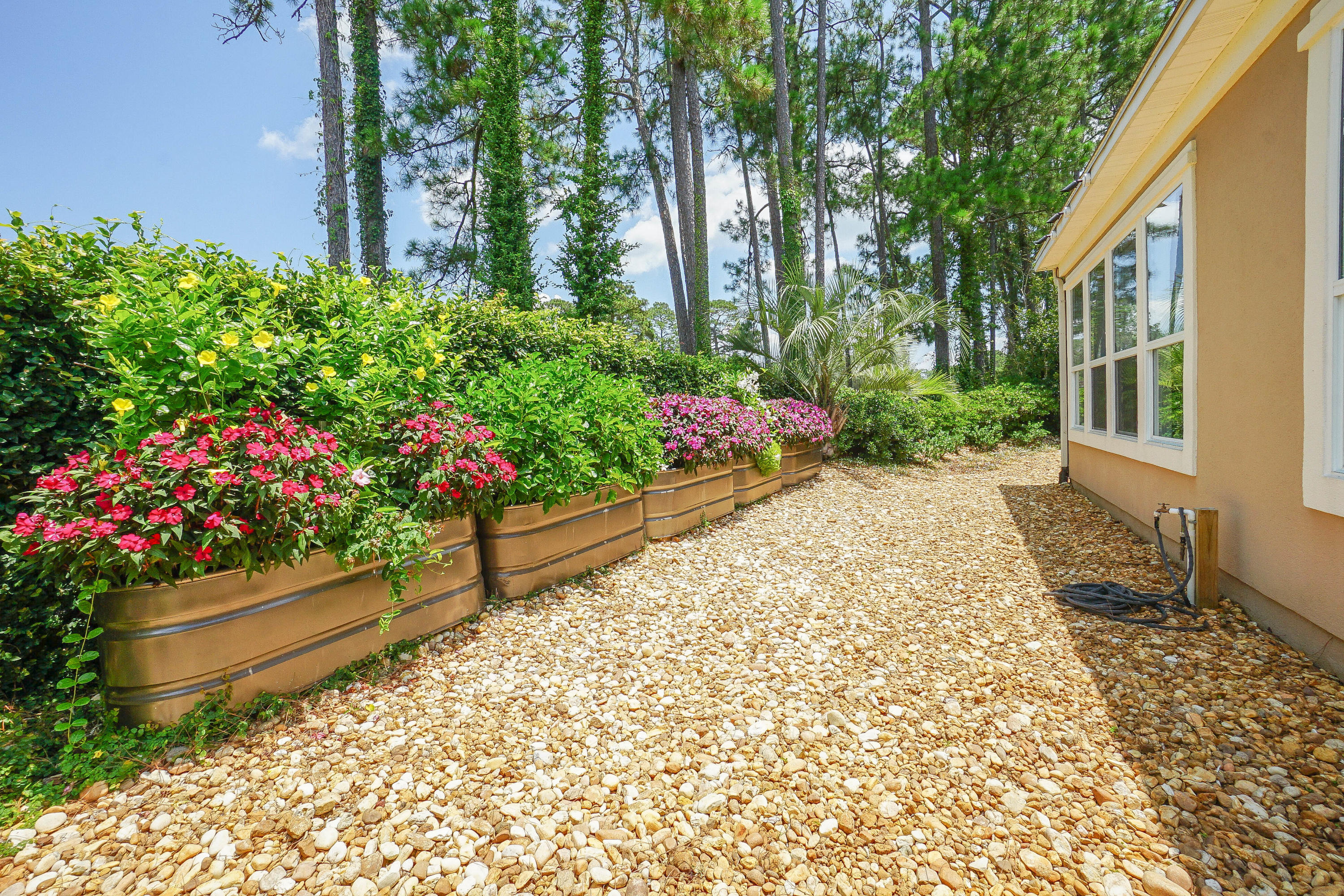 FAIRWAY VILLAS - Residential