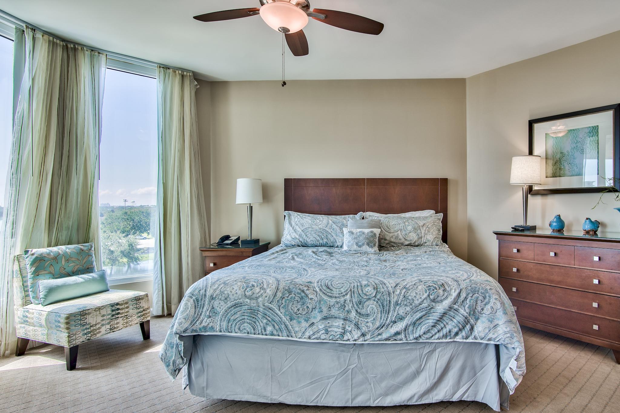 THE PALMS OF DESTIN - Residential