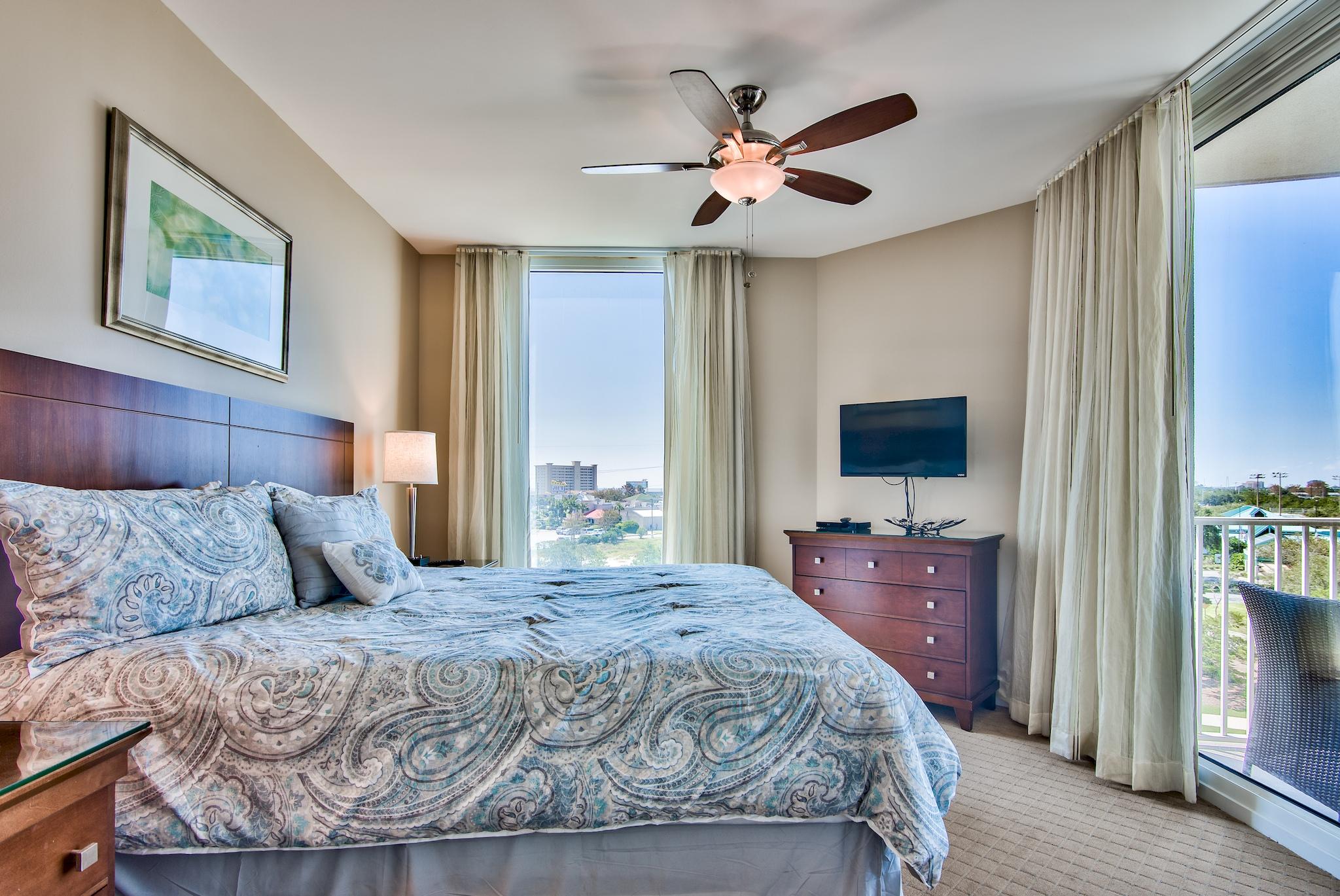 THE PALMS OF DESTIN - Residential