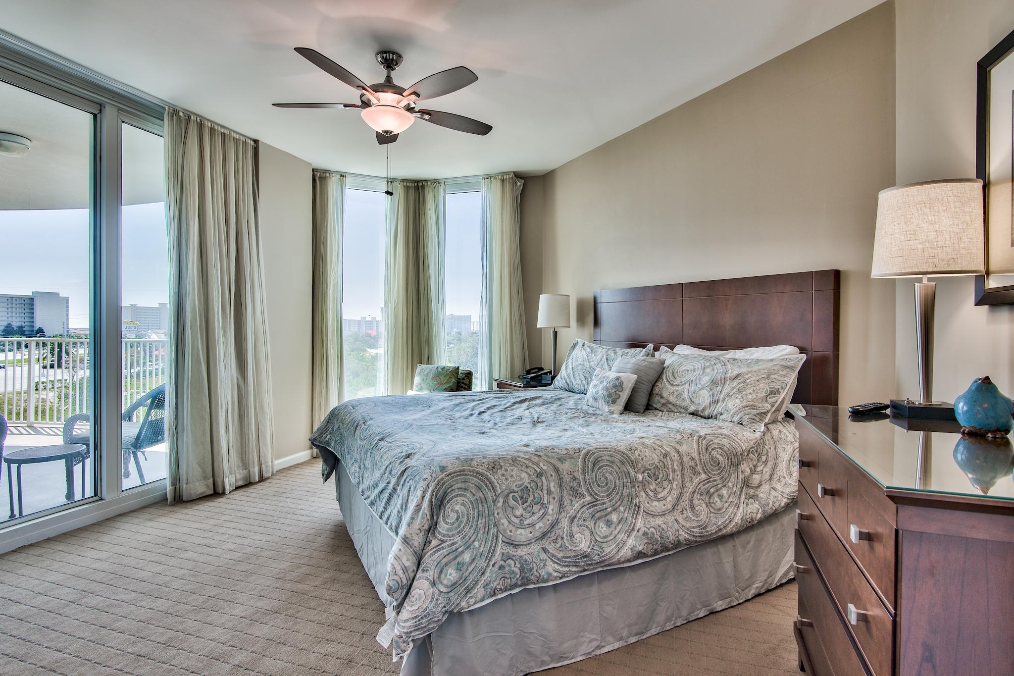 THE PALMS OF DESTIN - Residential