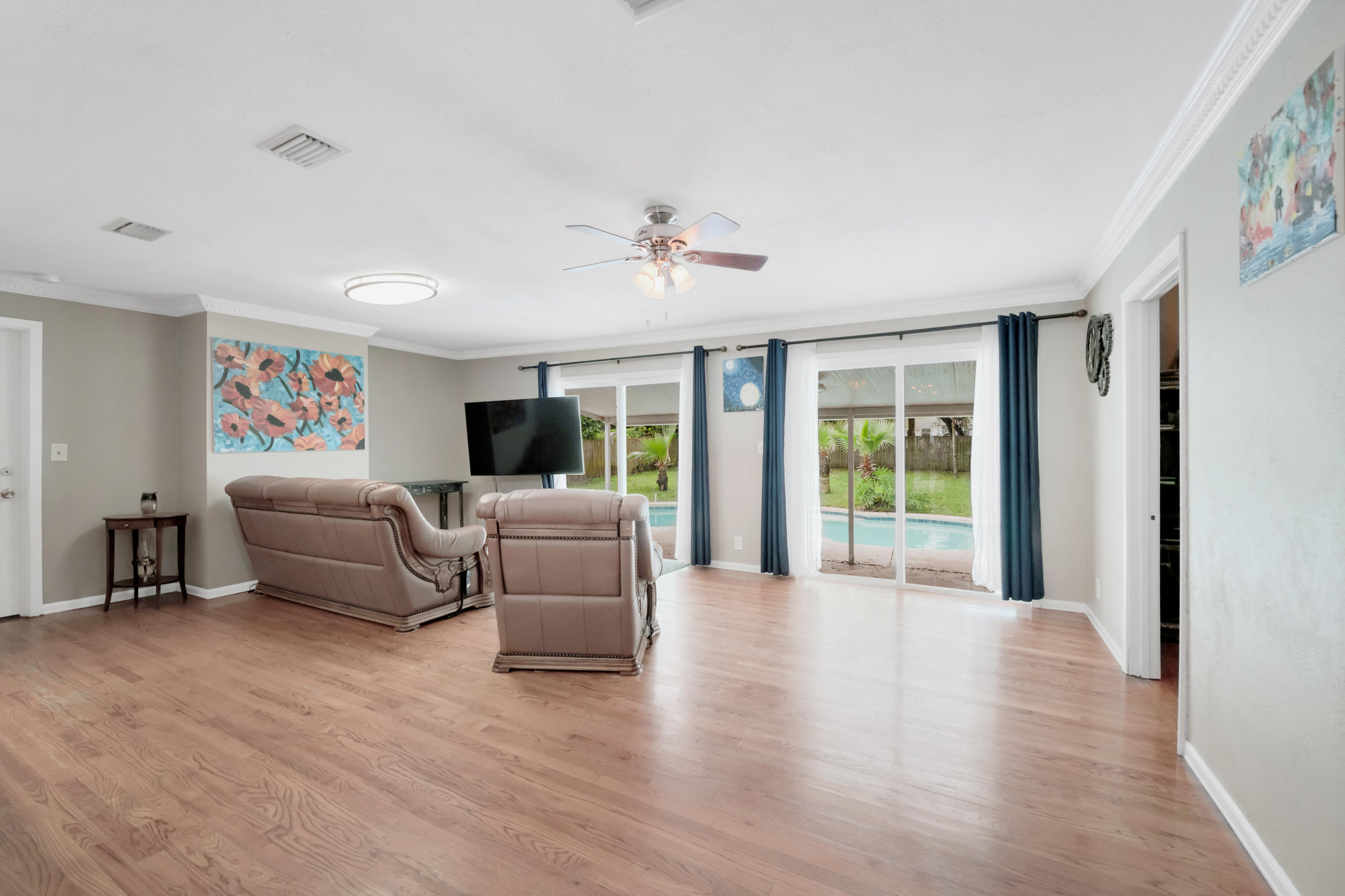 GARNIERS BEACH - Residential