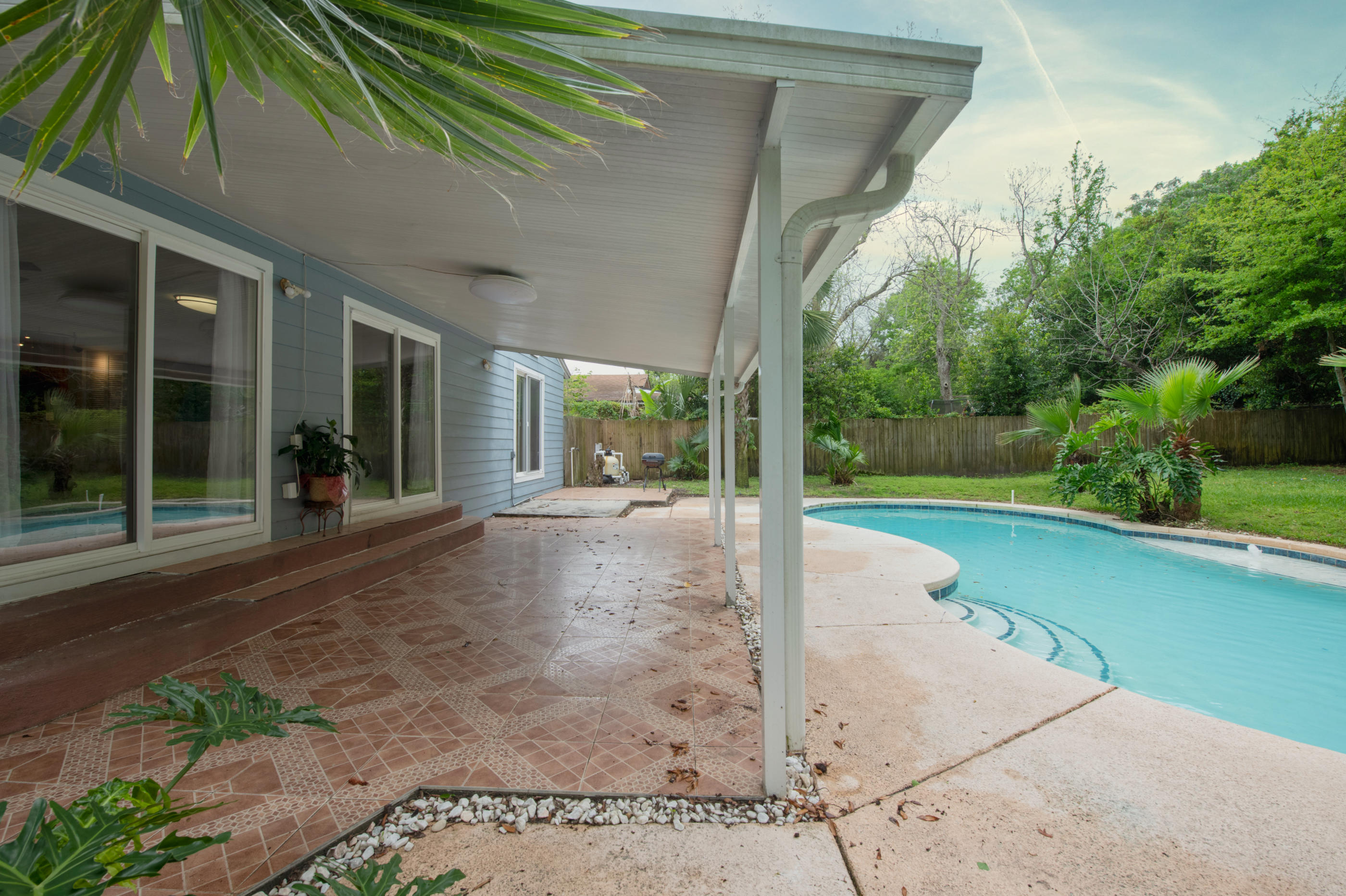 GARNIERS BEACH - Residential