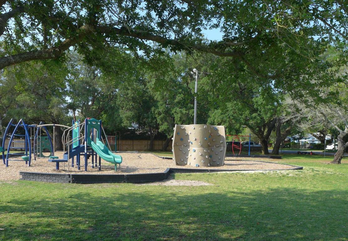 GARNIERS BEACH - Residential