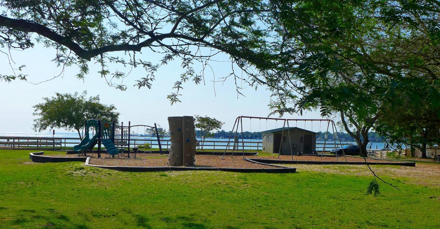 GARNIERS BEACH - Residential