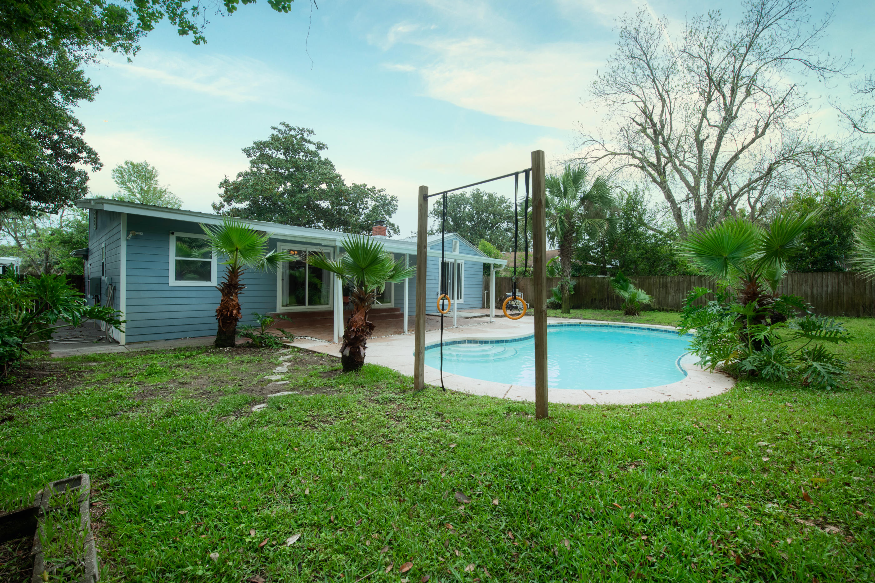 GARNIERS BEACH - Residential