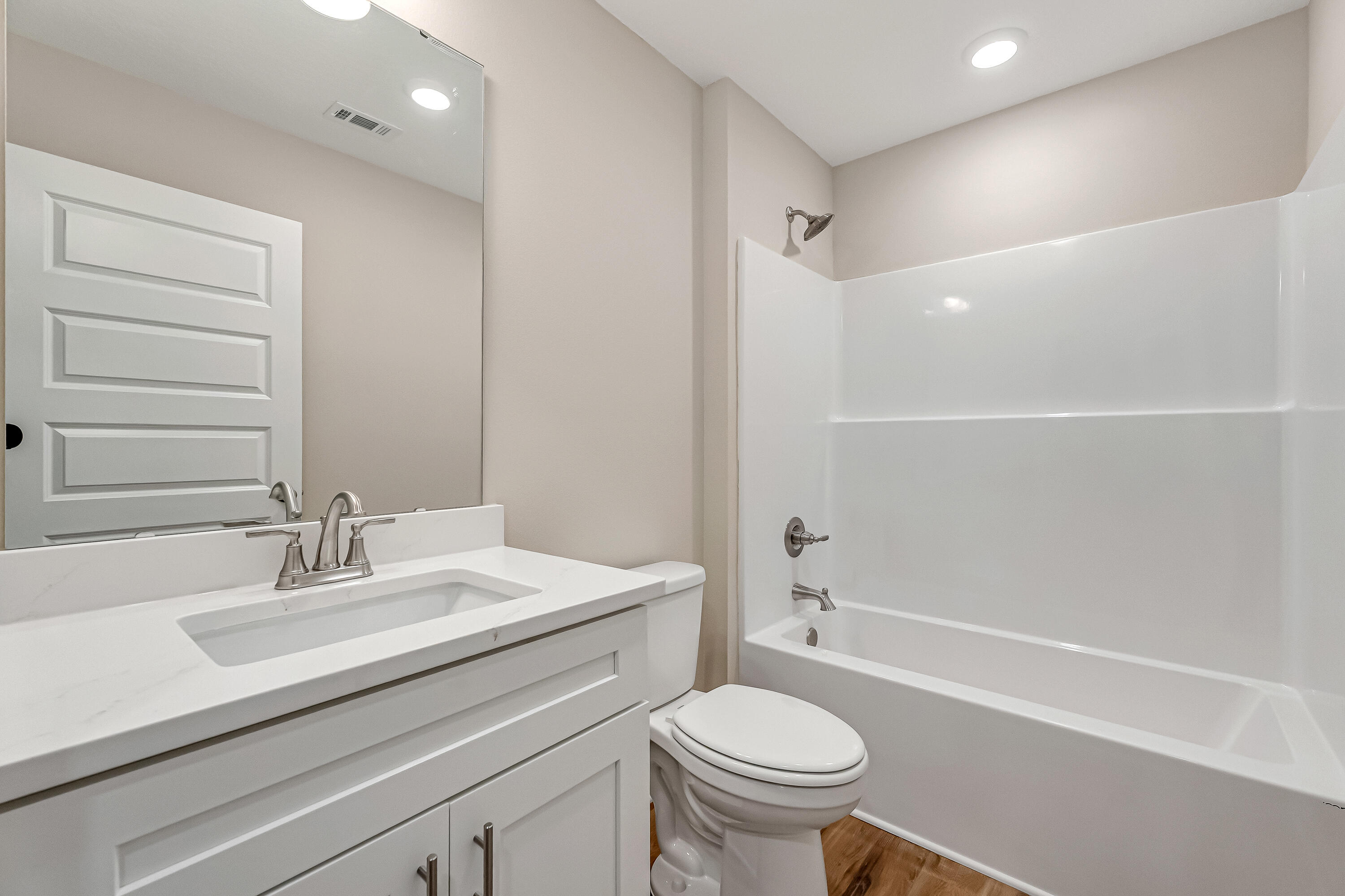 SOUTHERN CHARM - Residential