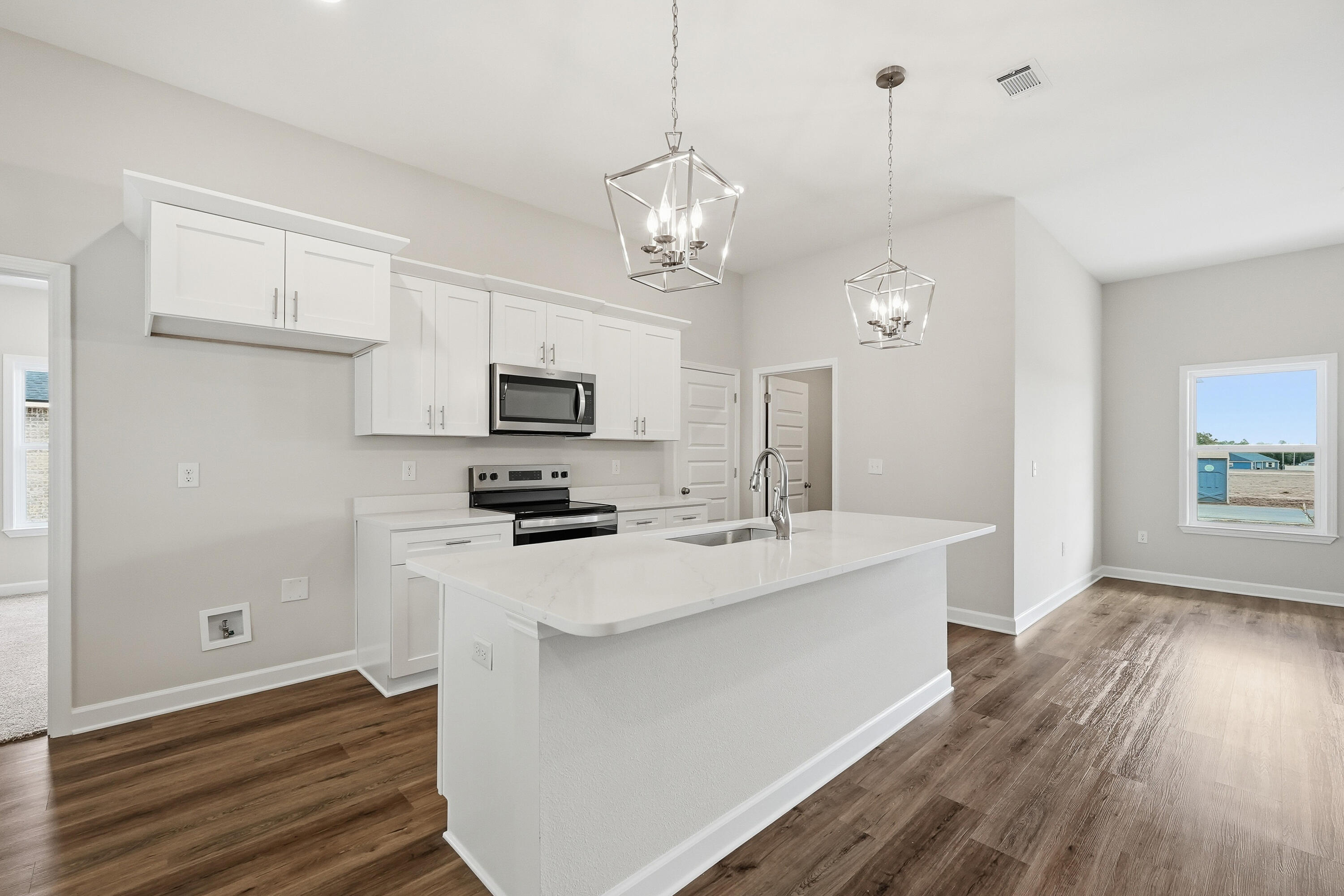 SOUTHERN CHARM - Residential