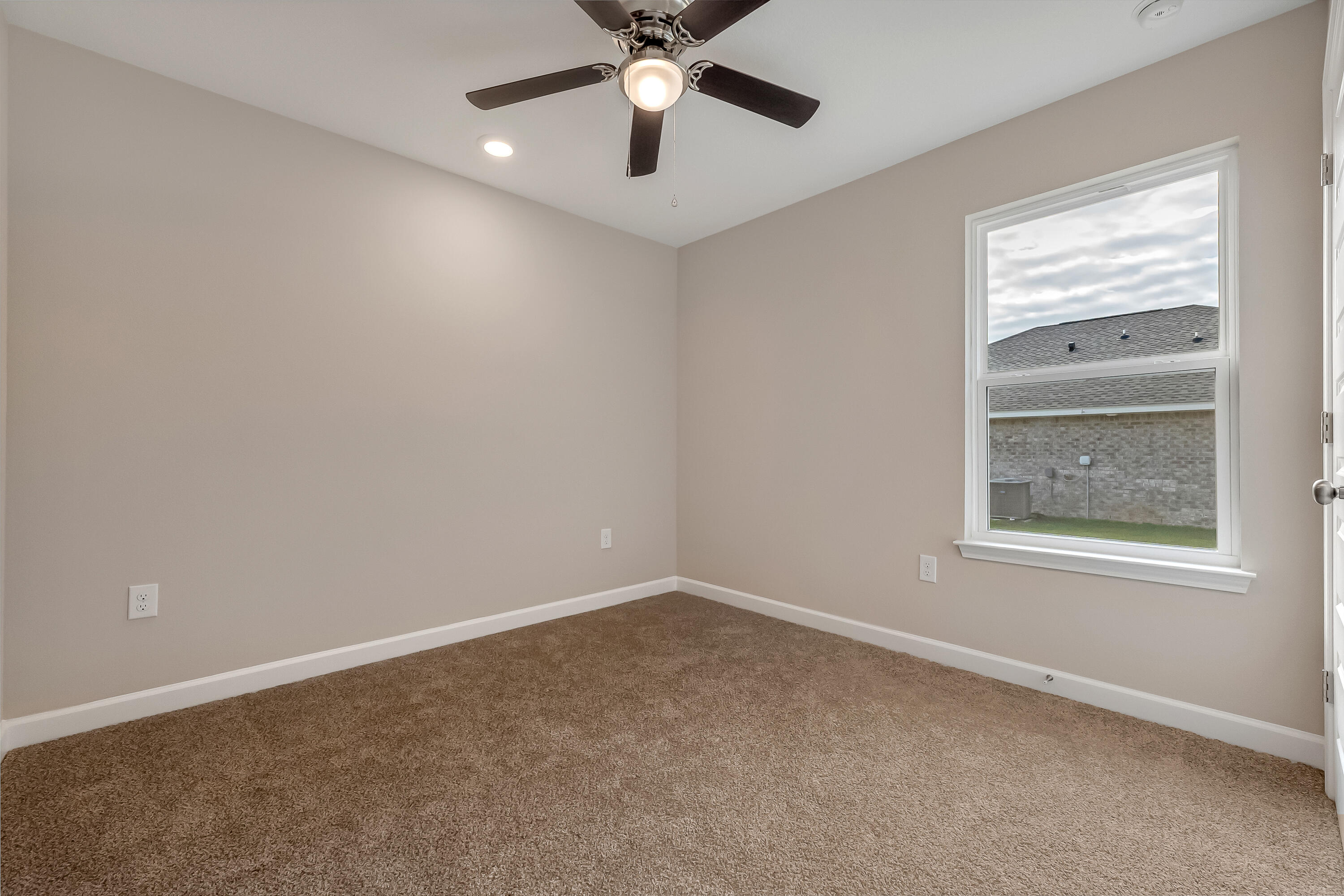 SOUTHERN CHARM - Residential