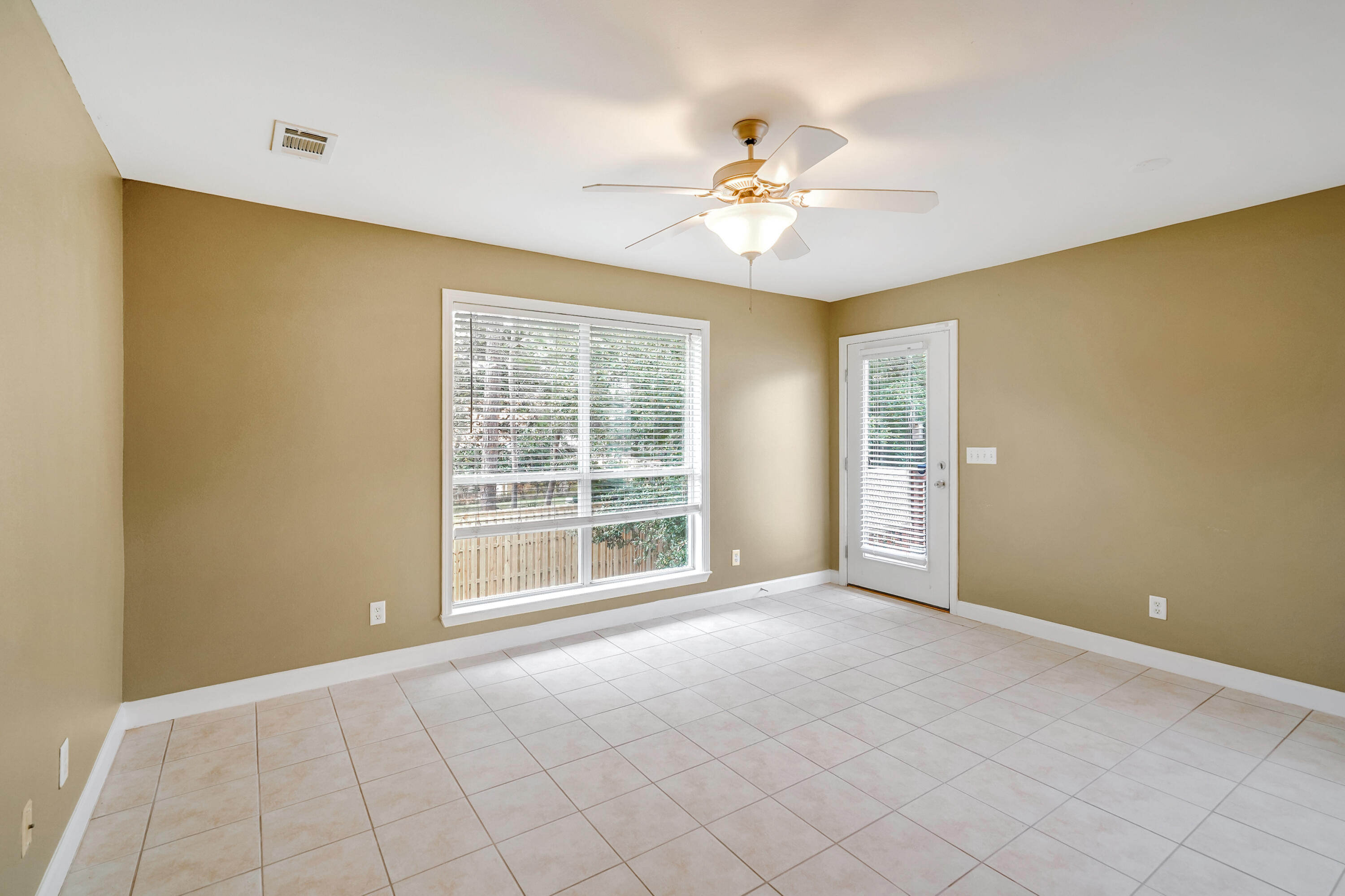 HEWETT POINT UNREC - Residential