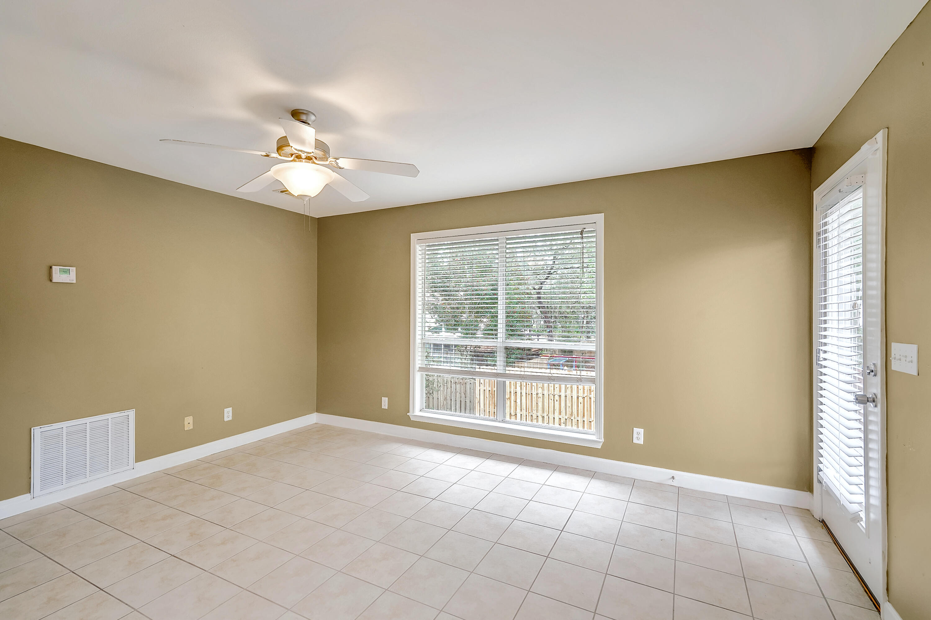 HEWETT POINT UNREC - Residential