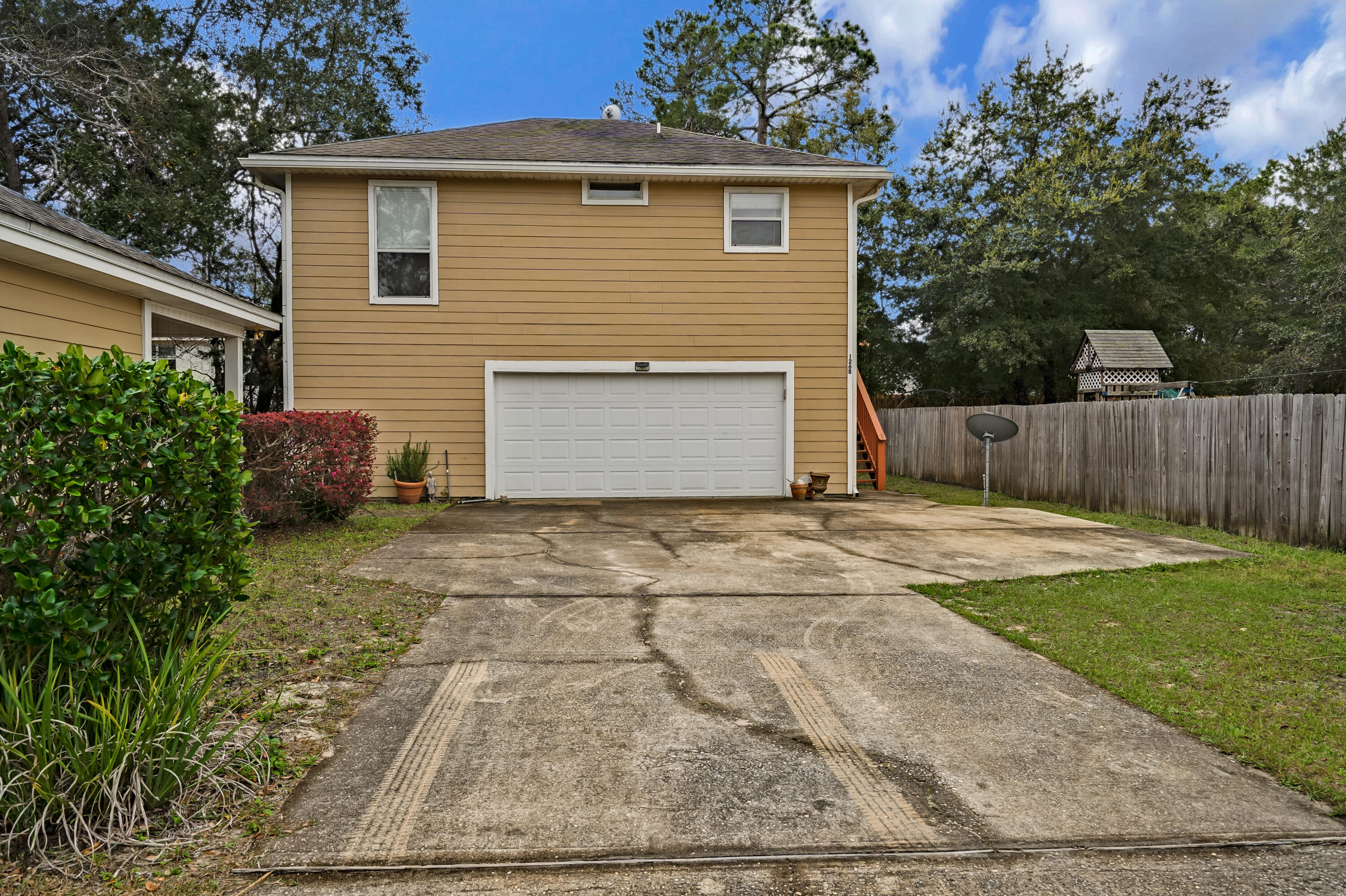 HEWETT POINT UNREC - Residential