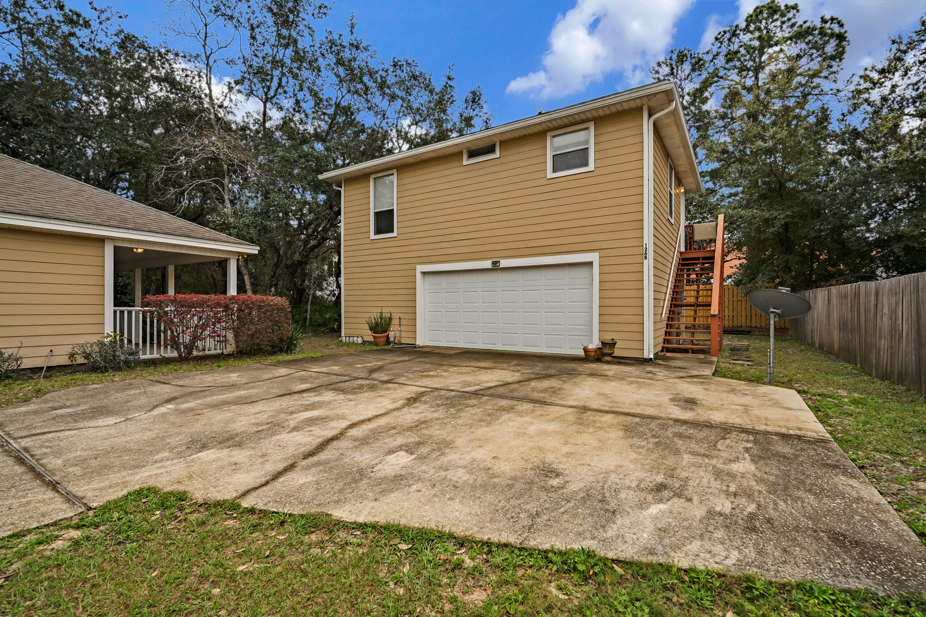 HEWETT POINT UNREC - Residential