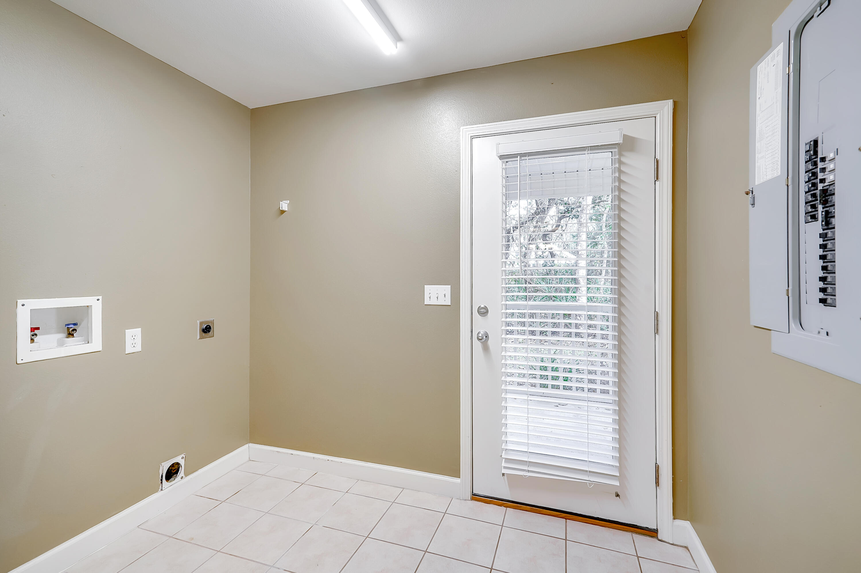 HEWETT POINT UNREC - Residential