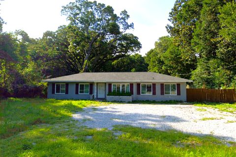 30 Hancock Lane Pensacola FL 32503