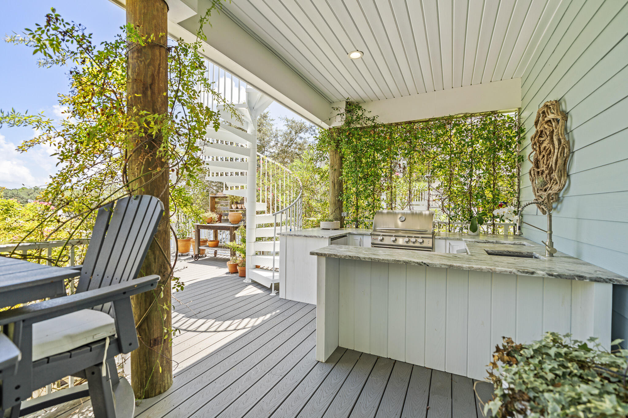 COUNTRY CABINS PH 2 - Residential