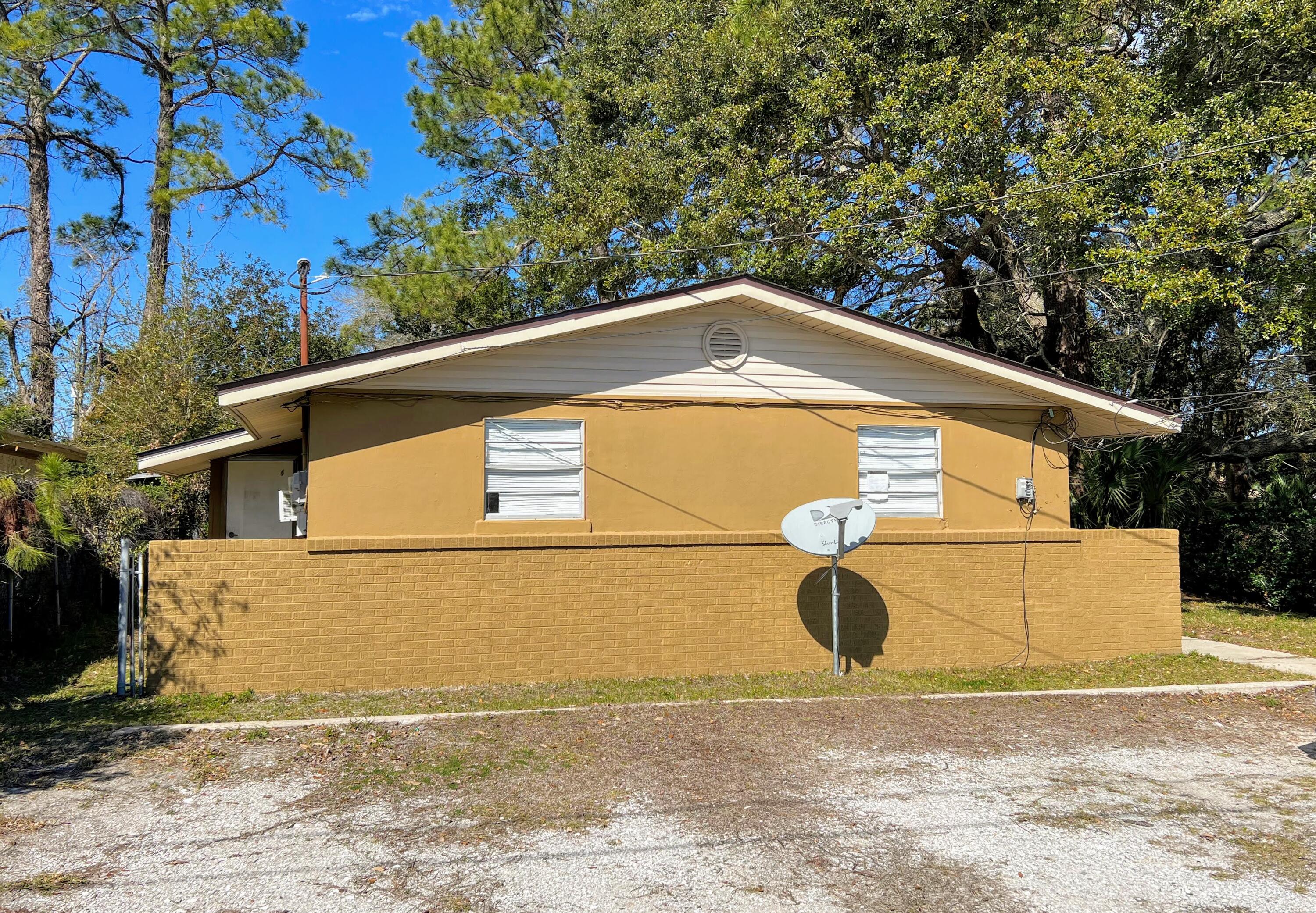 NORTH HILL GARDENS 1ST ADDN - Residential