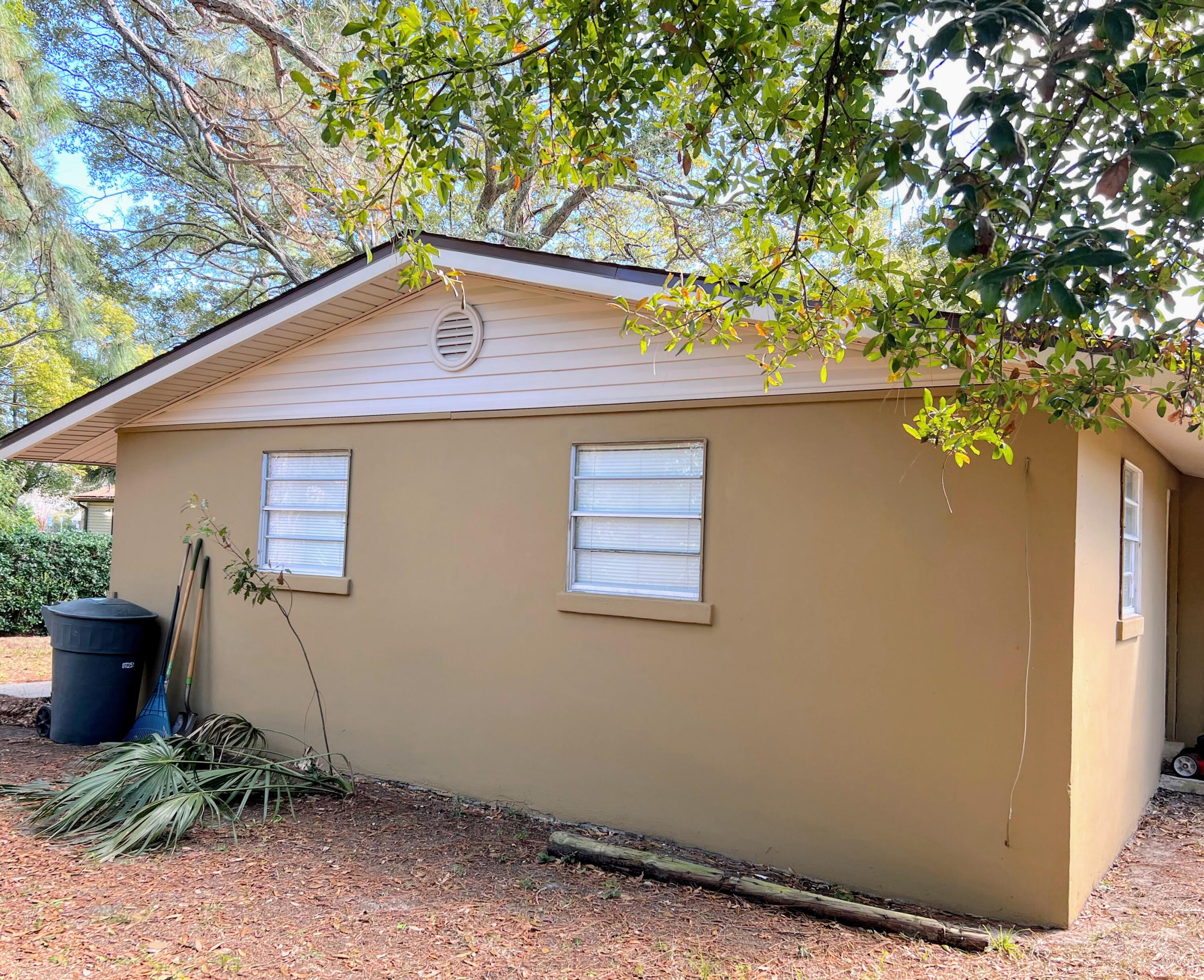 NORTH HILL GARDENS 1ST ADDN - Residential