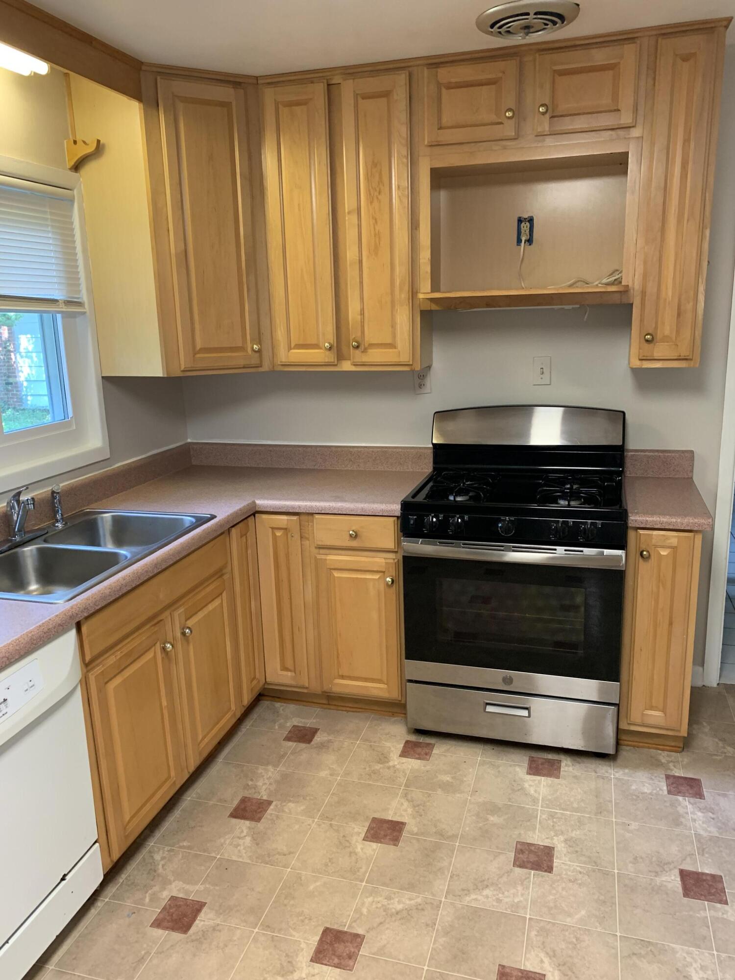 ROSEWOOD HOMES - Residential