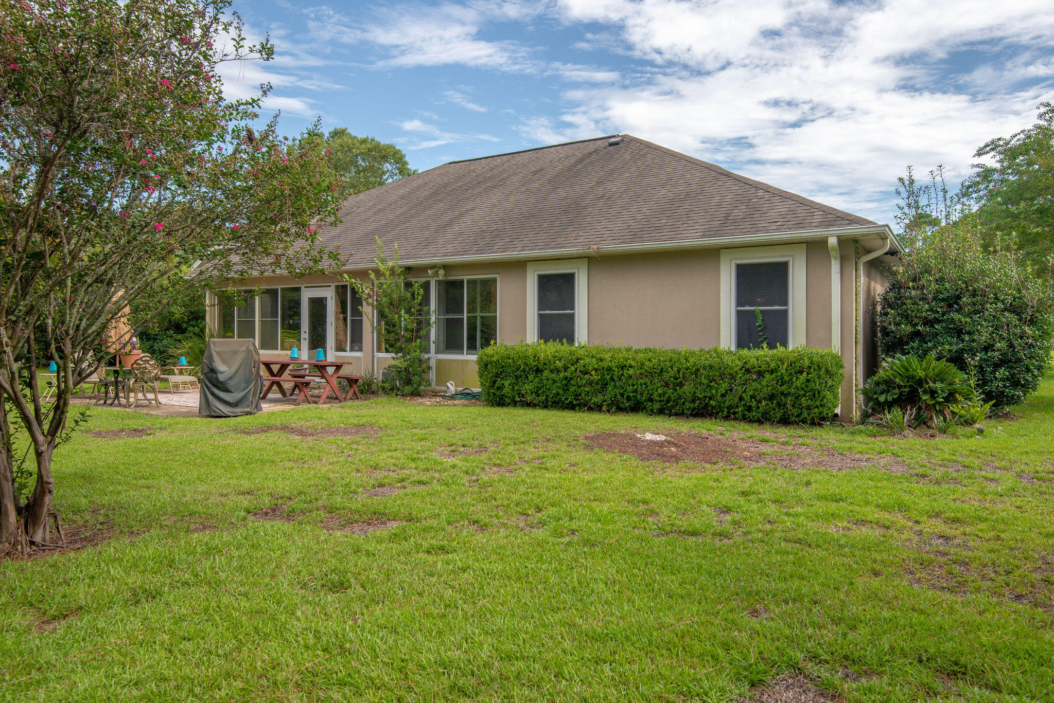 BISCAYNE POINTE - Residential