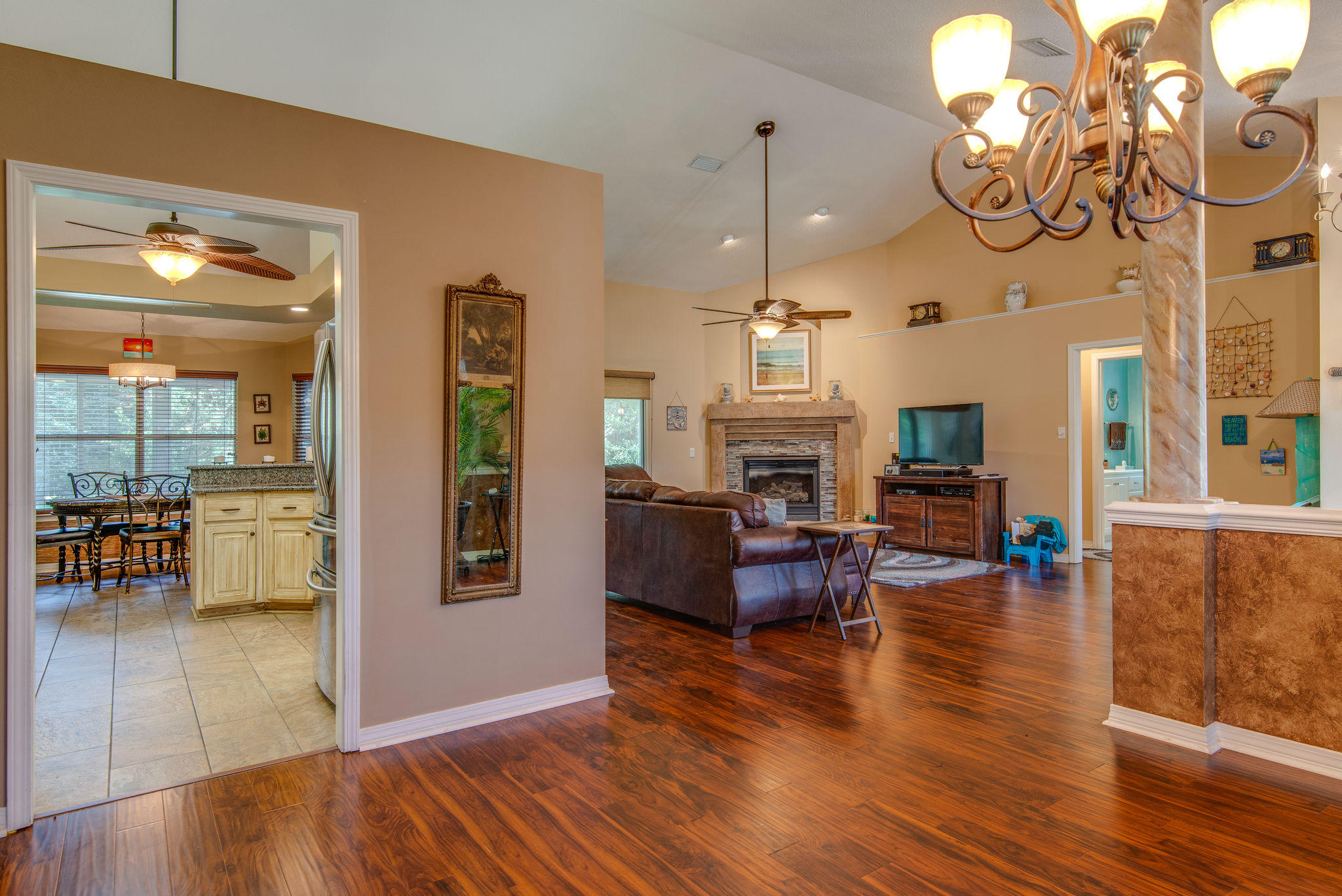 BISCAYNE POINTE - Residential