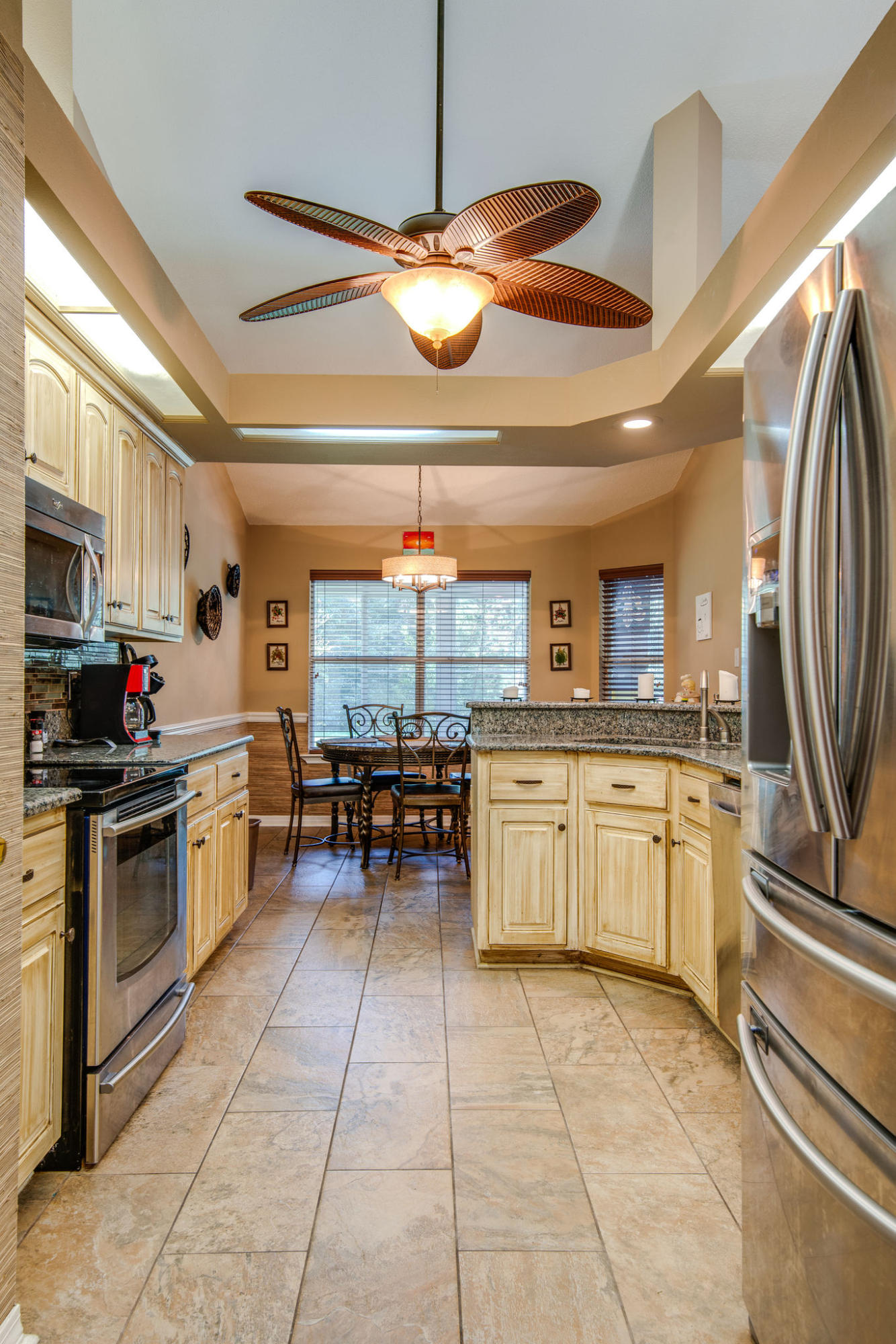 BISCAYNE POINTE - Residential