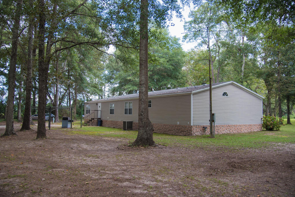 Along the Florida/Alabama Line - Residential