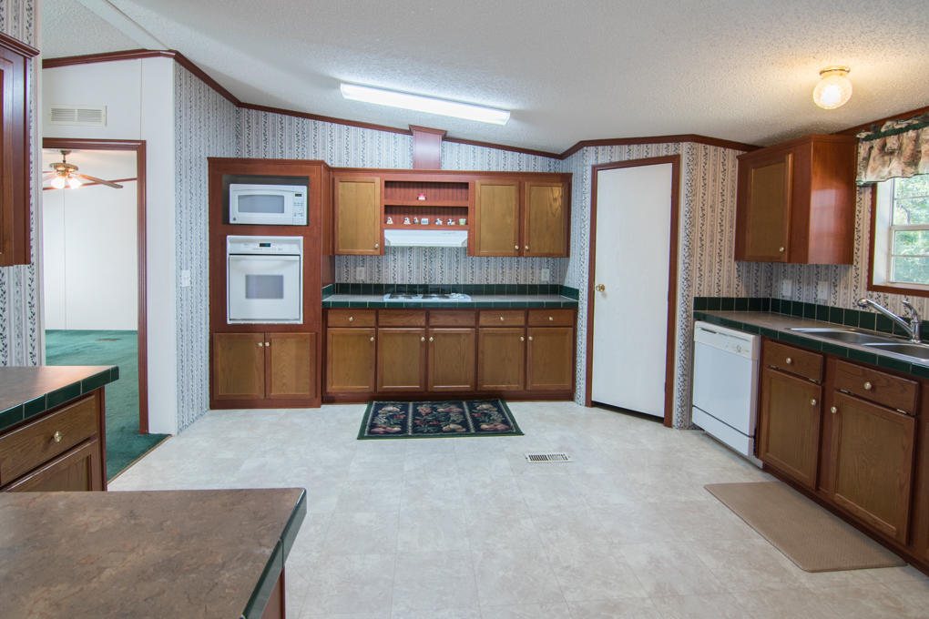 Along the Florida/Alabama Line - Residential