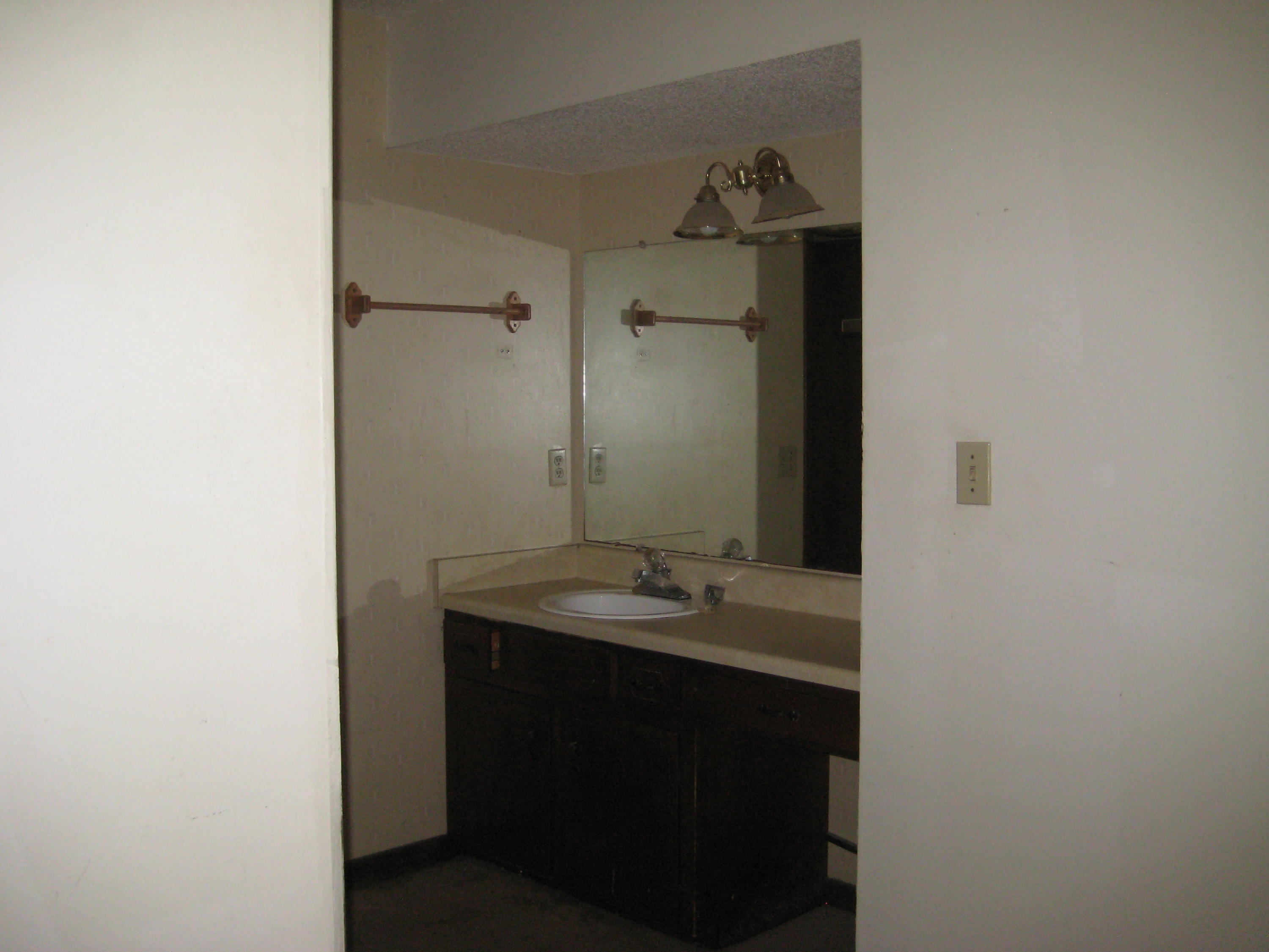 Hilltop Acres Lots 23 and 24 Blk 2 - Residential